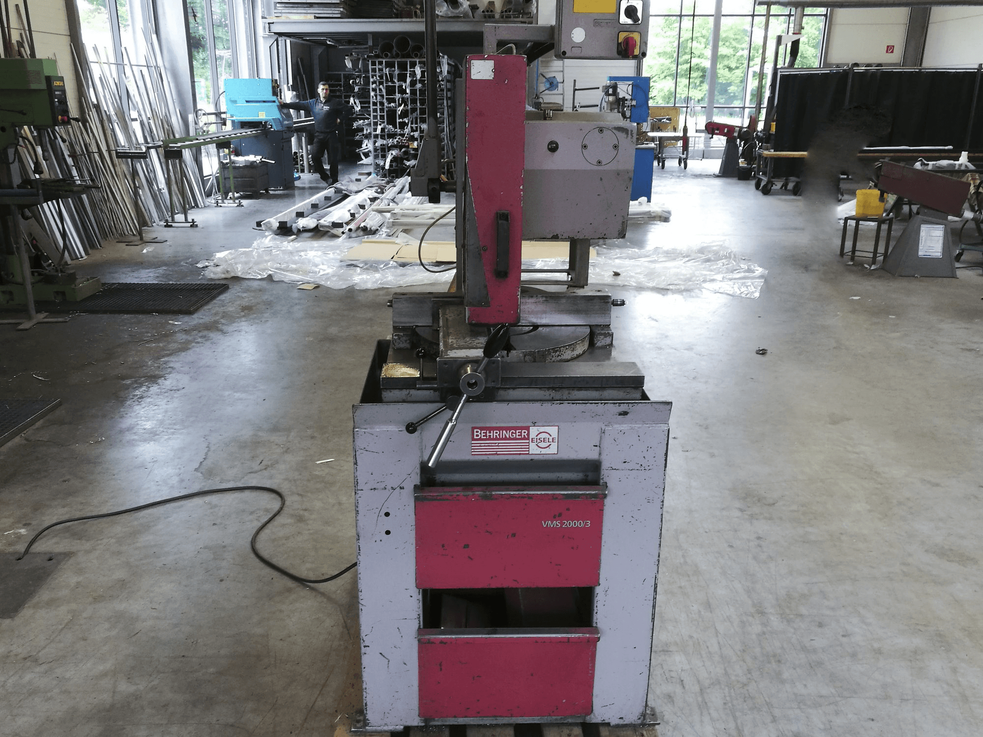 A EISELE VMS 2000/3 gép elölnézete