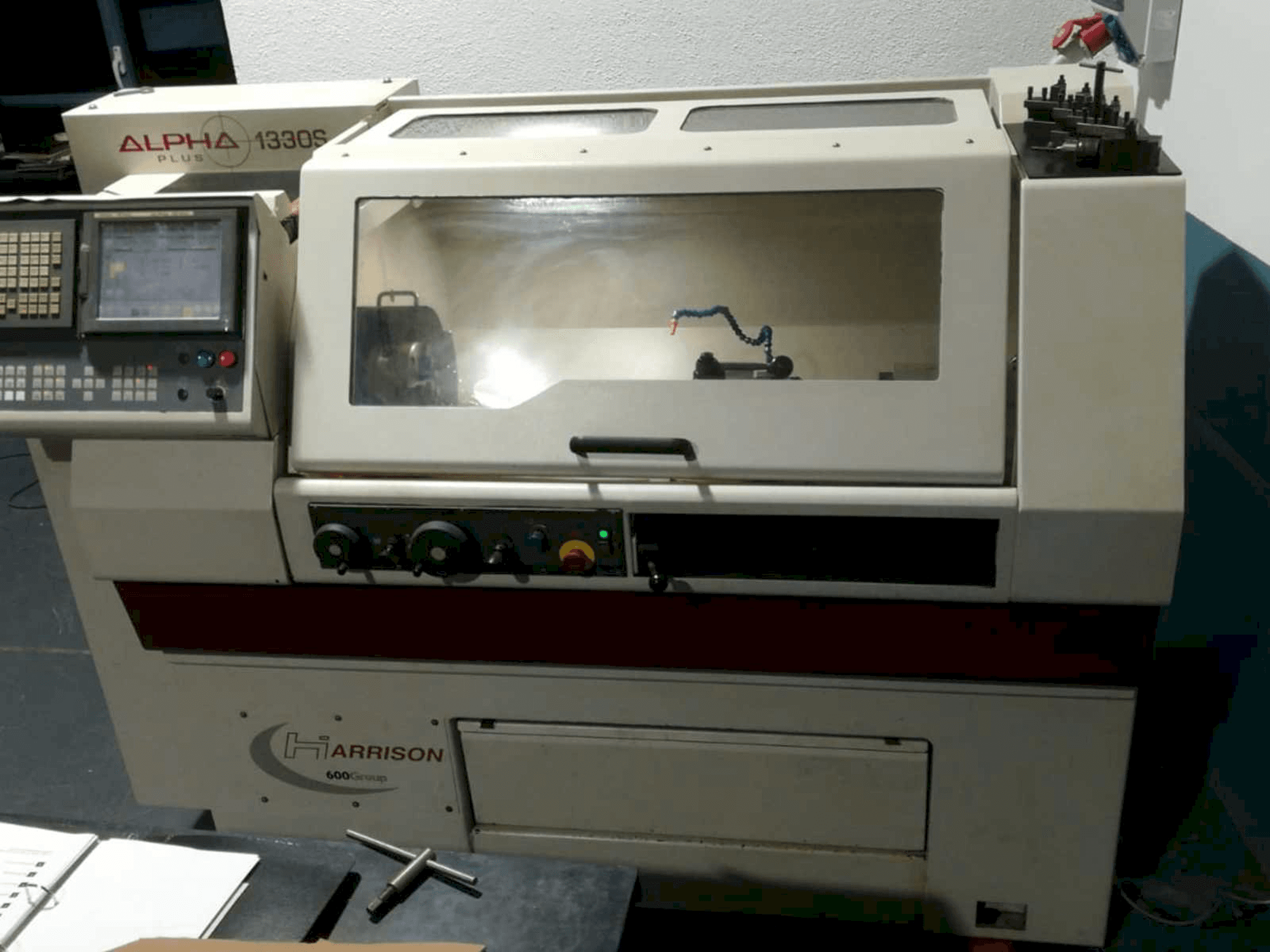 A Harrison Alpha 1330S Plus gép elölnézete