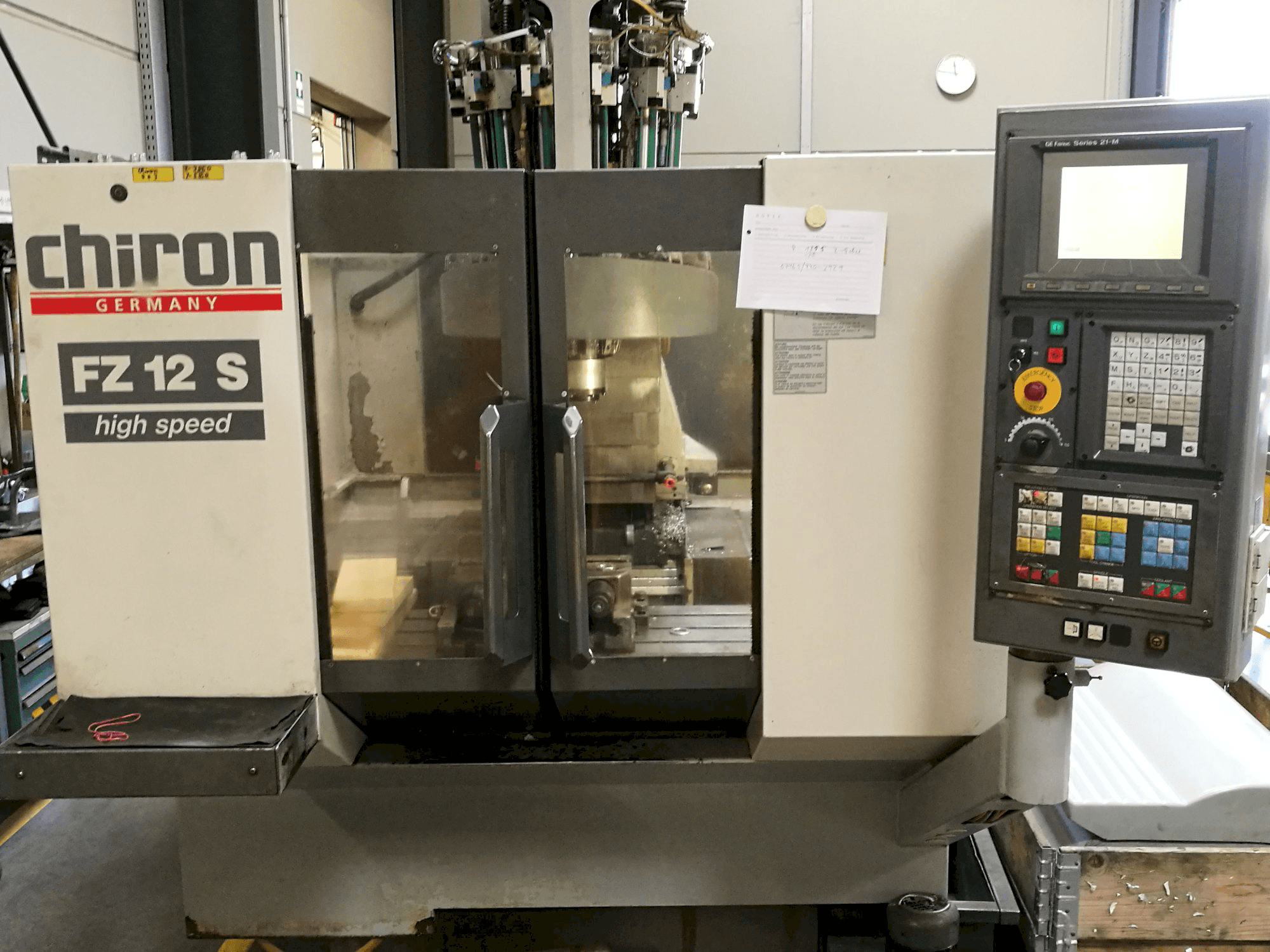 A Chiron FZ 12 S gép elölnézete