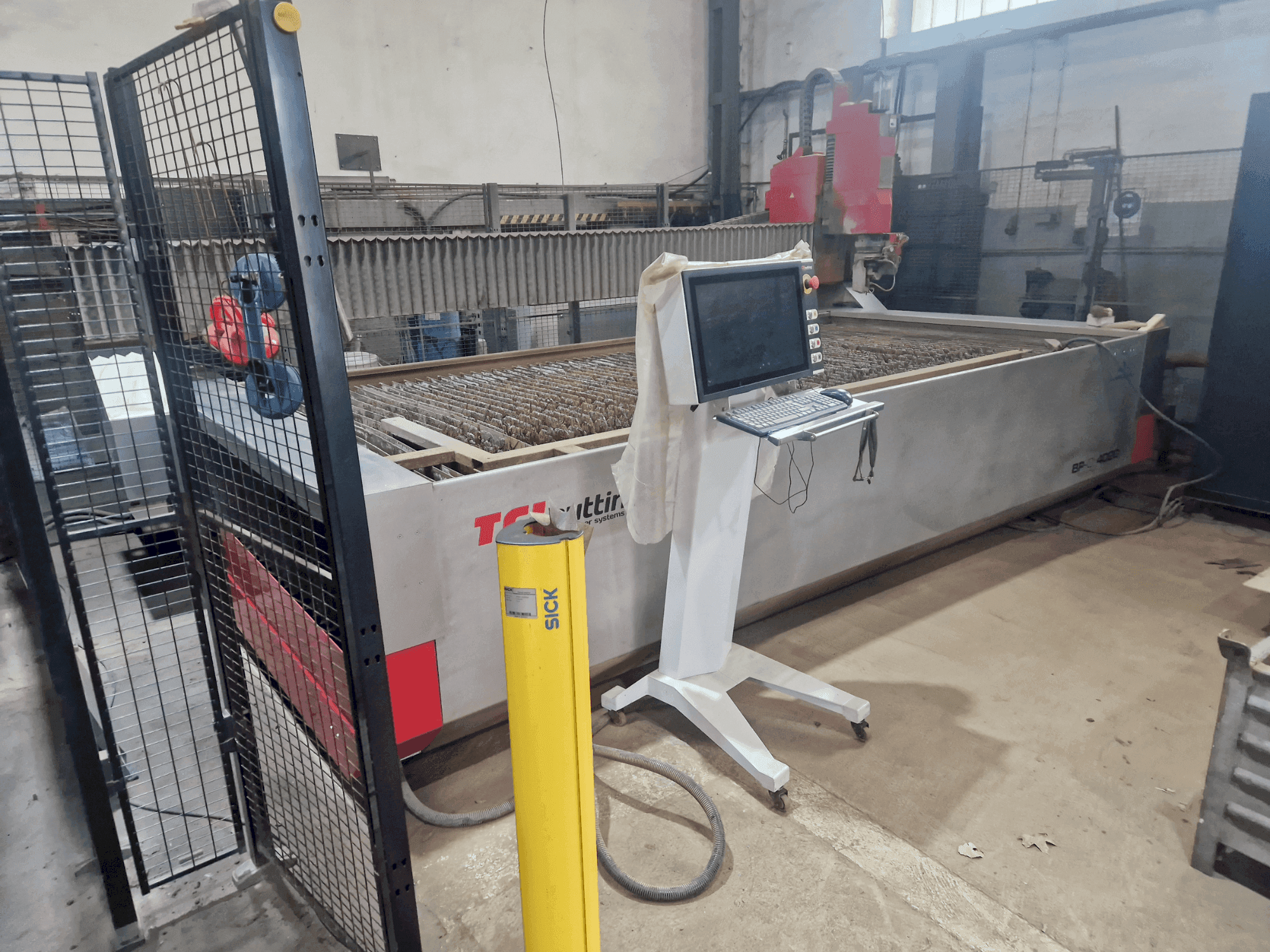 A TCI BP-C 4020 5X gép elölnézete