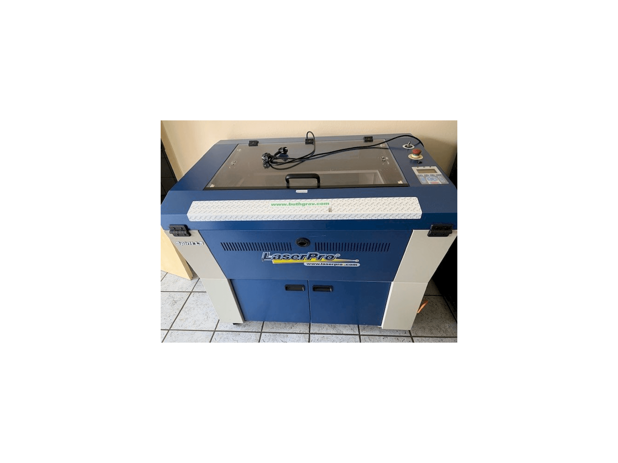 A BUTH Spirit LS gép elölnézete