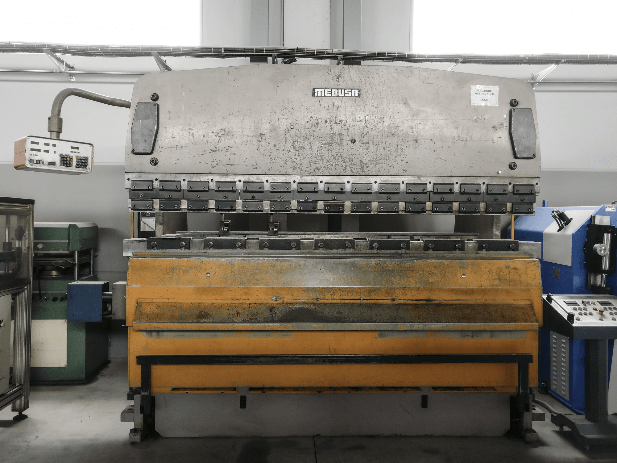 A MEBUSA PH-173 gép elölnézete