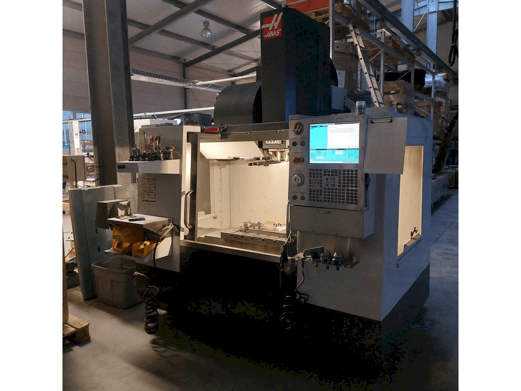 A HAAS VM-2 gép elölnézete