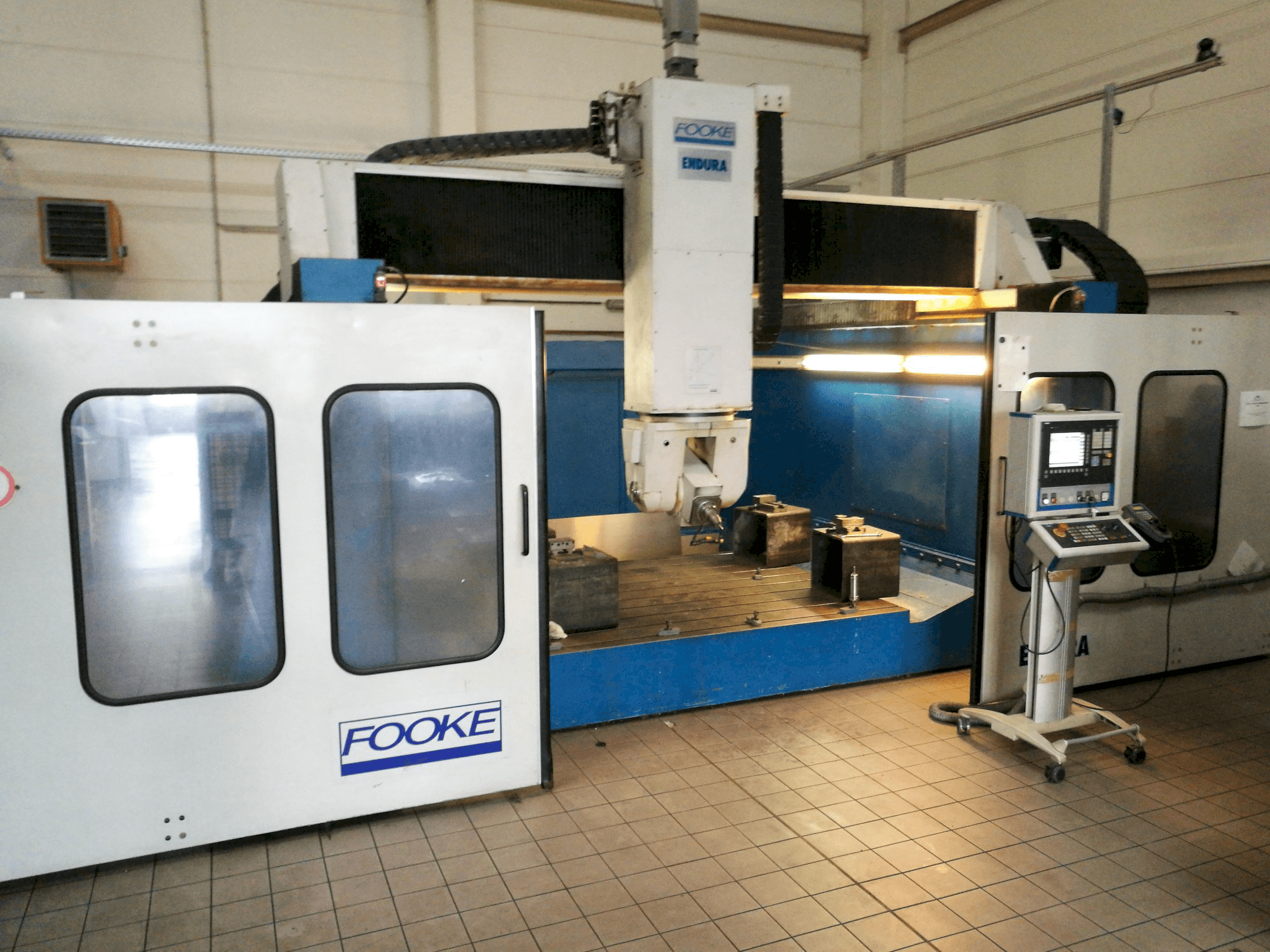 A FOOKE ENDURA 5-20/25/07/5-30 gép elölnézete