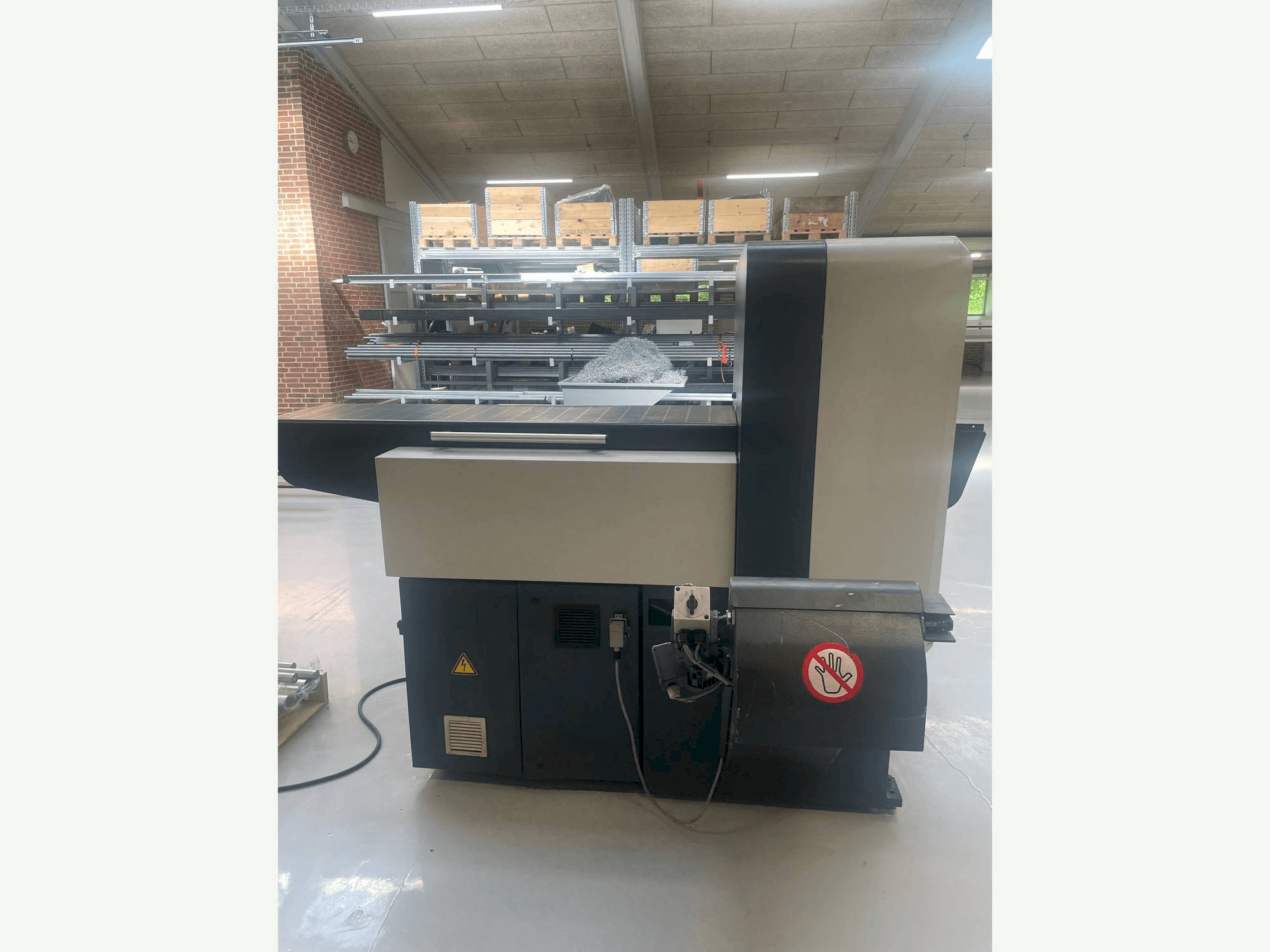 A KASTO Verto A2 gép elölnézete