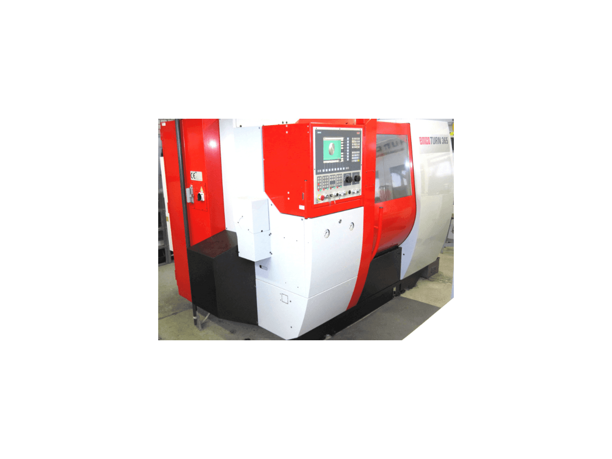 A EMCO turn 365 tcmy gép elölnézete