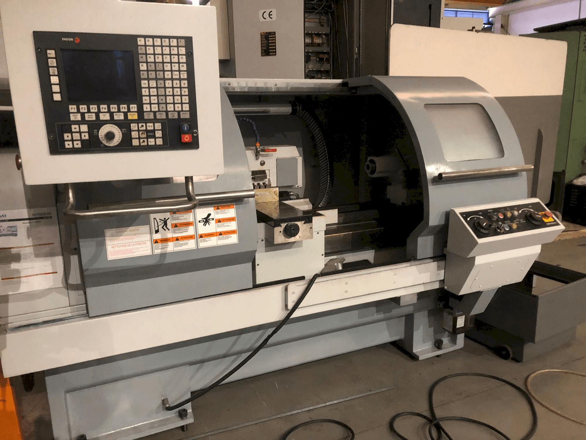 A SUNMASTER CSR-1840 gép elölnézete