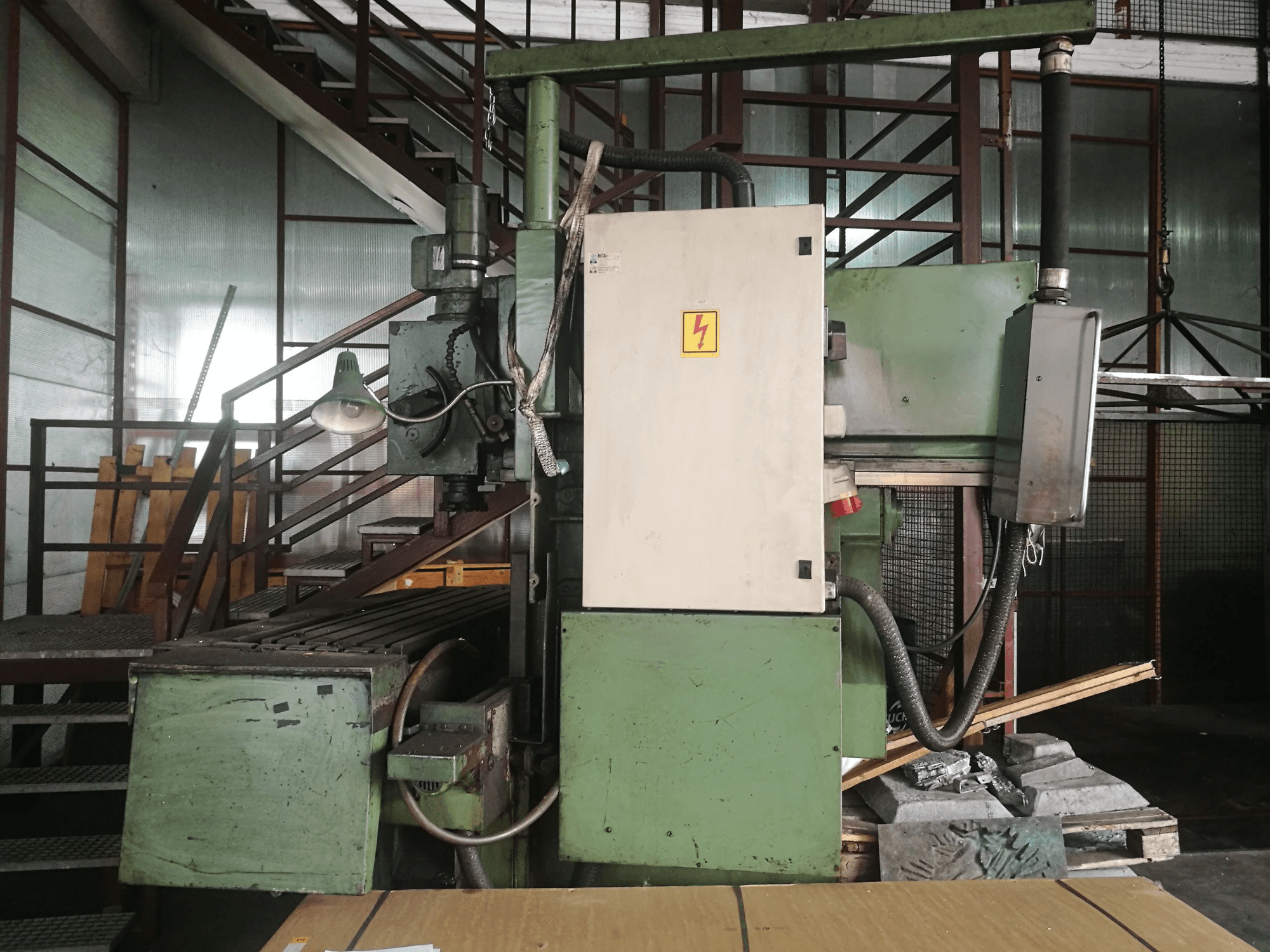 A Prvomajska GUK 2 gép jobb oldali nézete