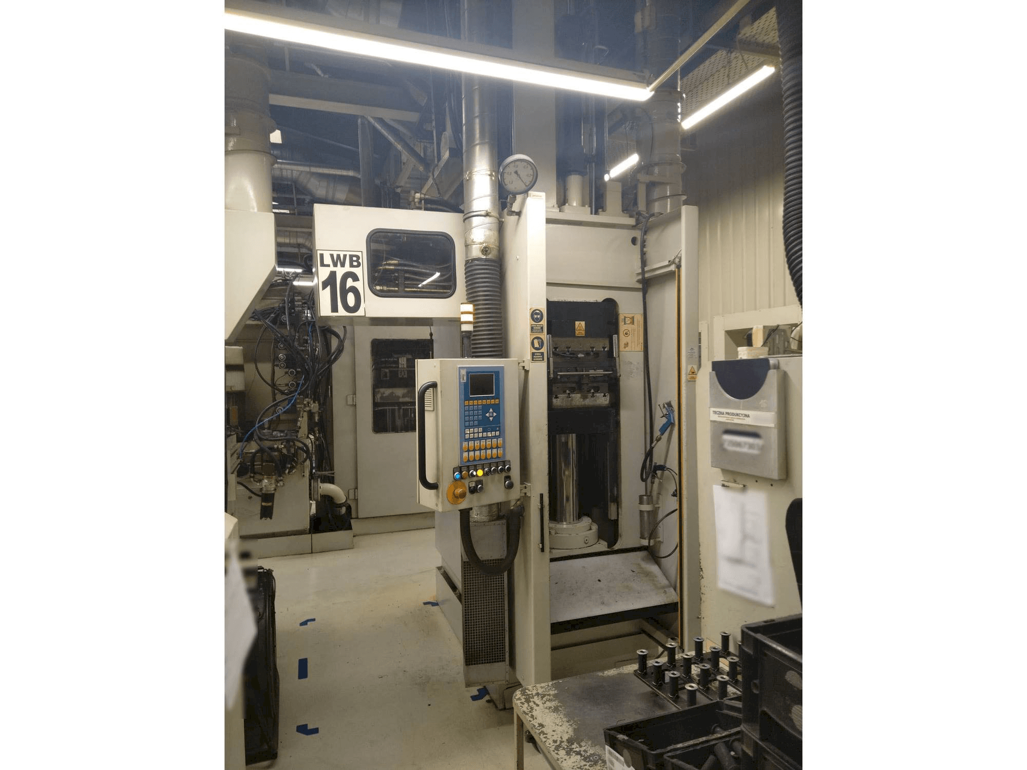 A LWB STEINL VRE 1100/1000 gép elölnézete