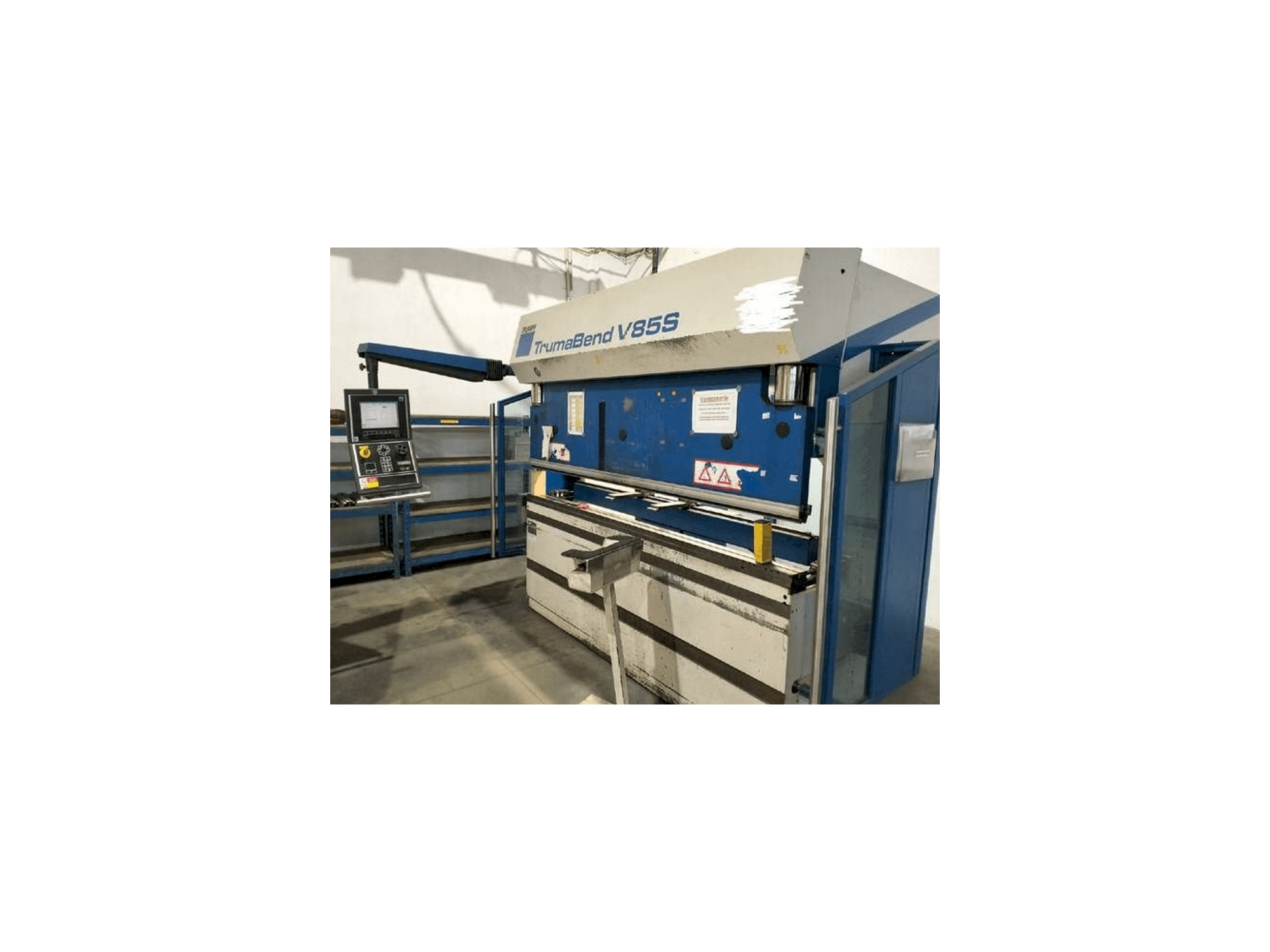 A Trumpf TrumaBend V85S gép elölnézete