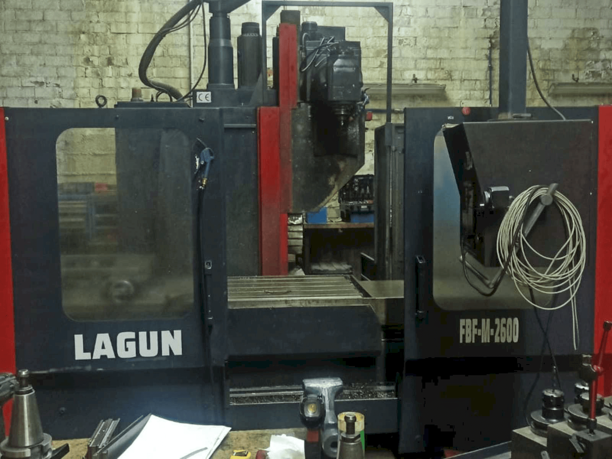 A LAGUN FBF-M-2600 gép elölnézete