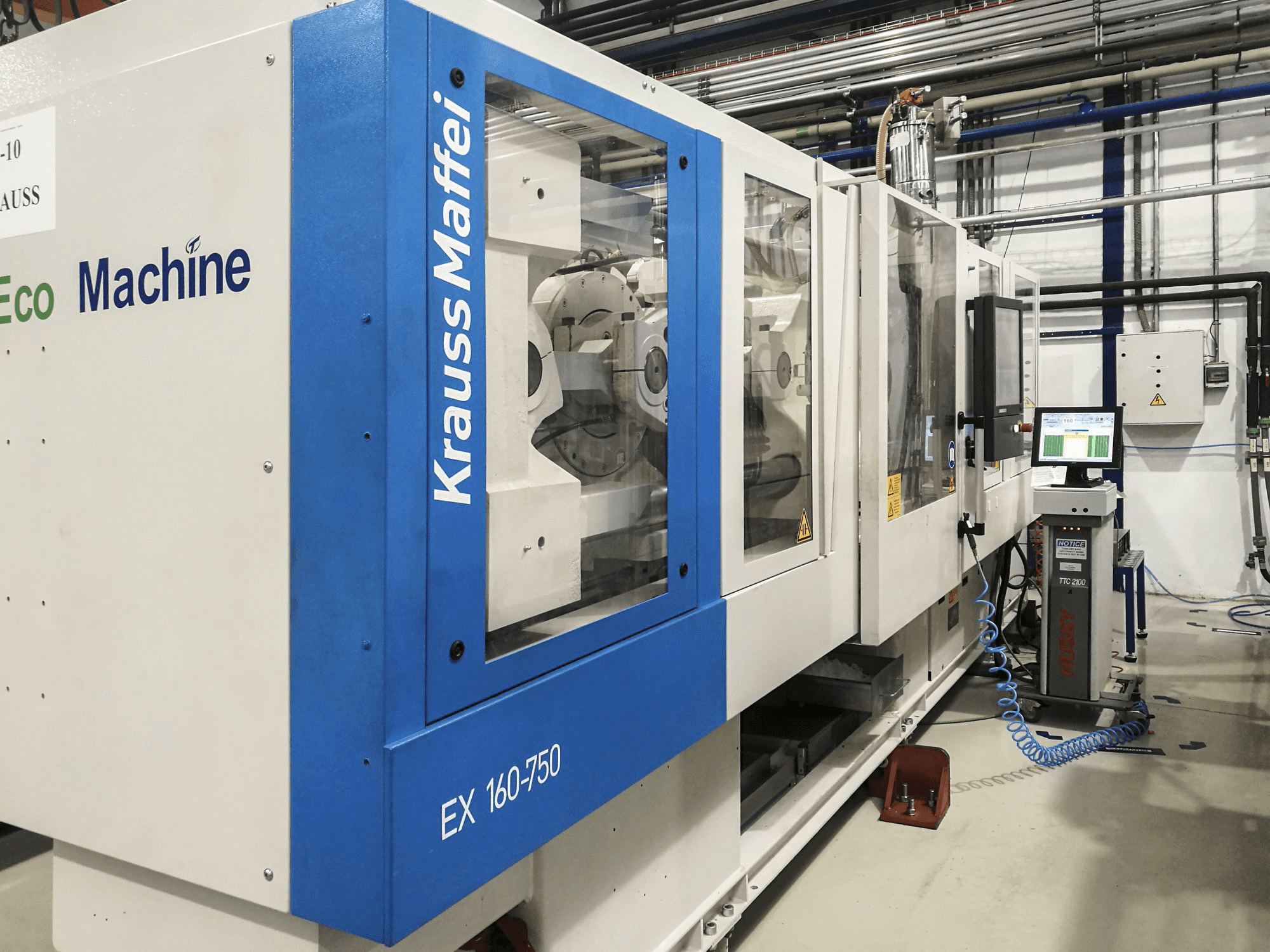 A Krauss Maffei 160-750 EX gép bal oldali nézete