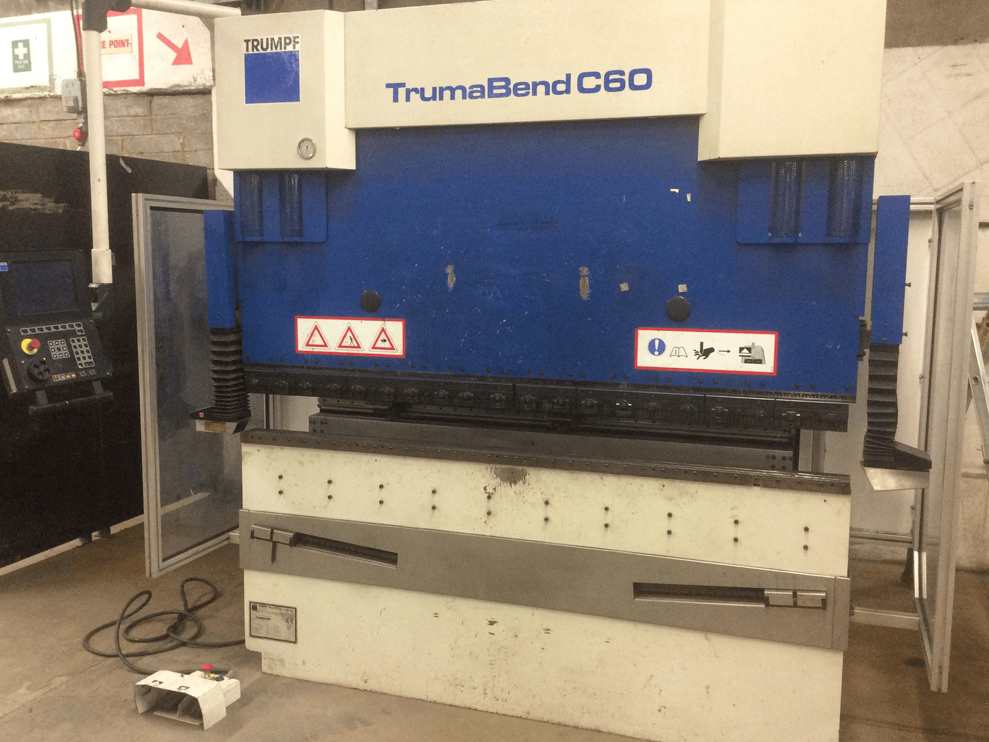A Trumpf TrumaBend C60 gép elölnézete