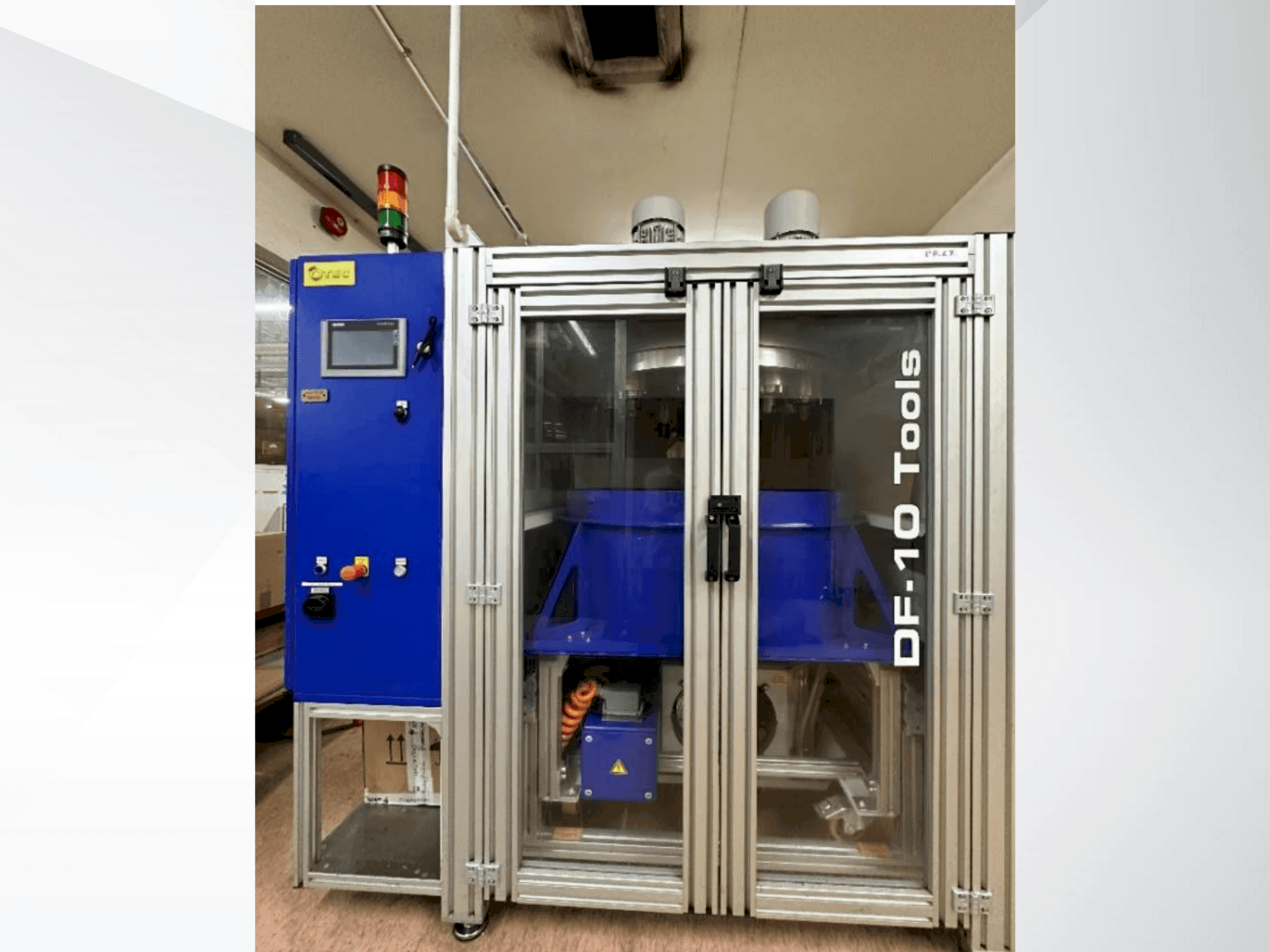 A OTEC DF10 gép elölnézete