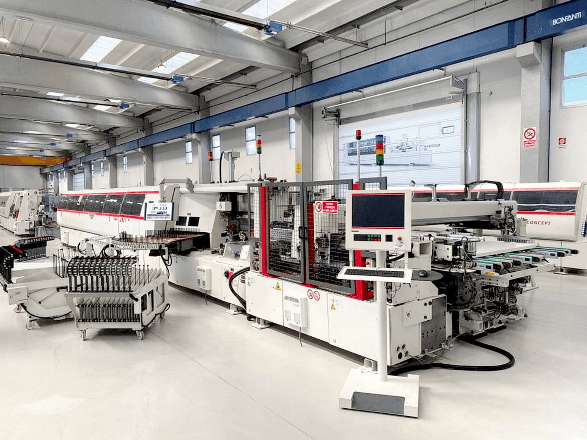 A IMA NOVIMAT LASER System/I/R75/1110/R3 gép elölnézete