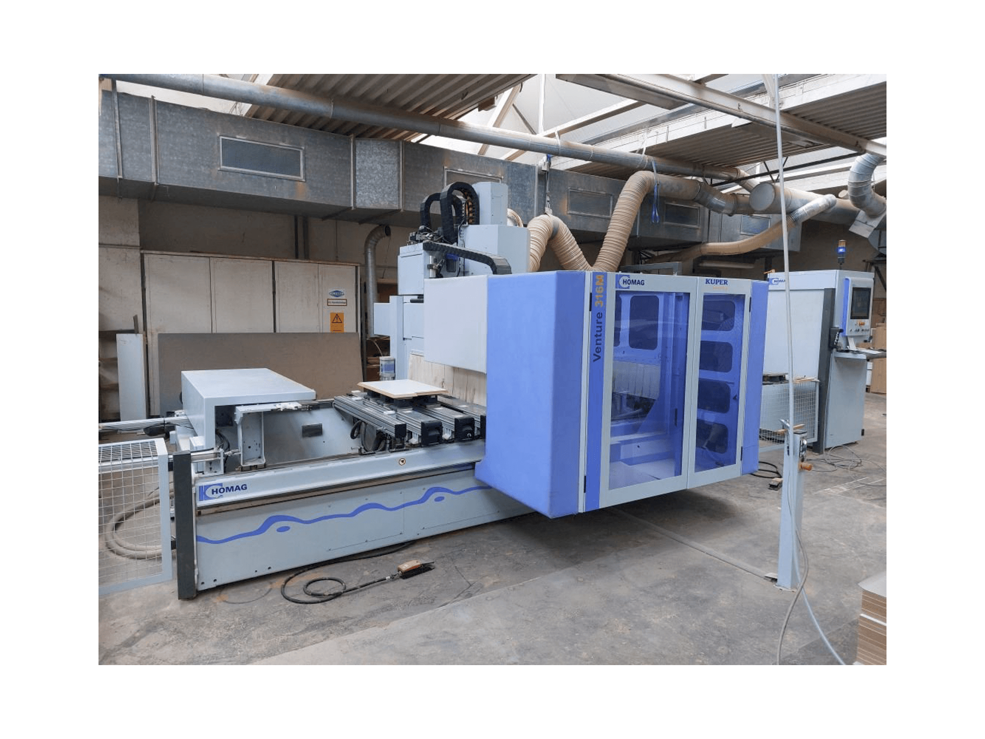 A HOMAG BMG 311 VENTURE 316M gép elölnézete