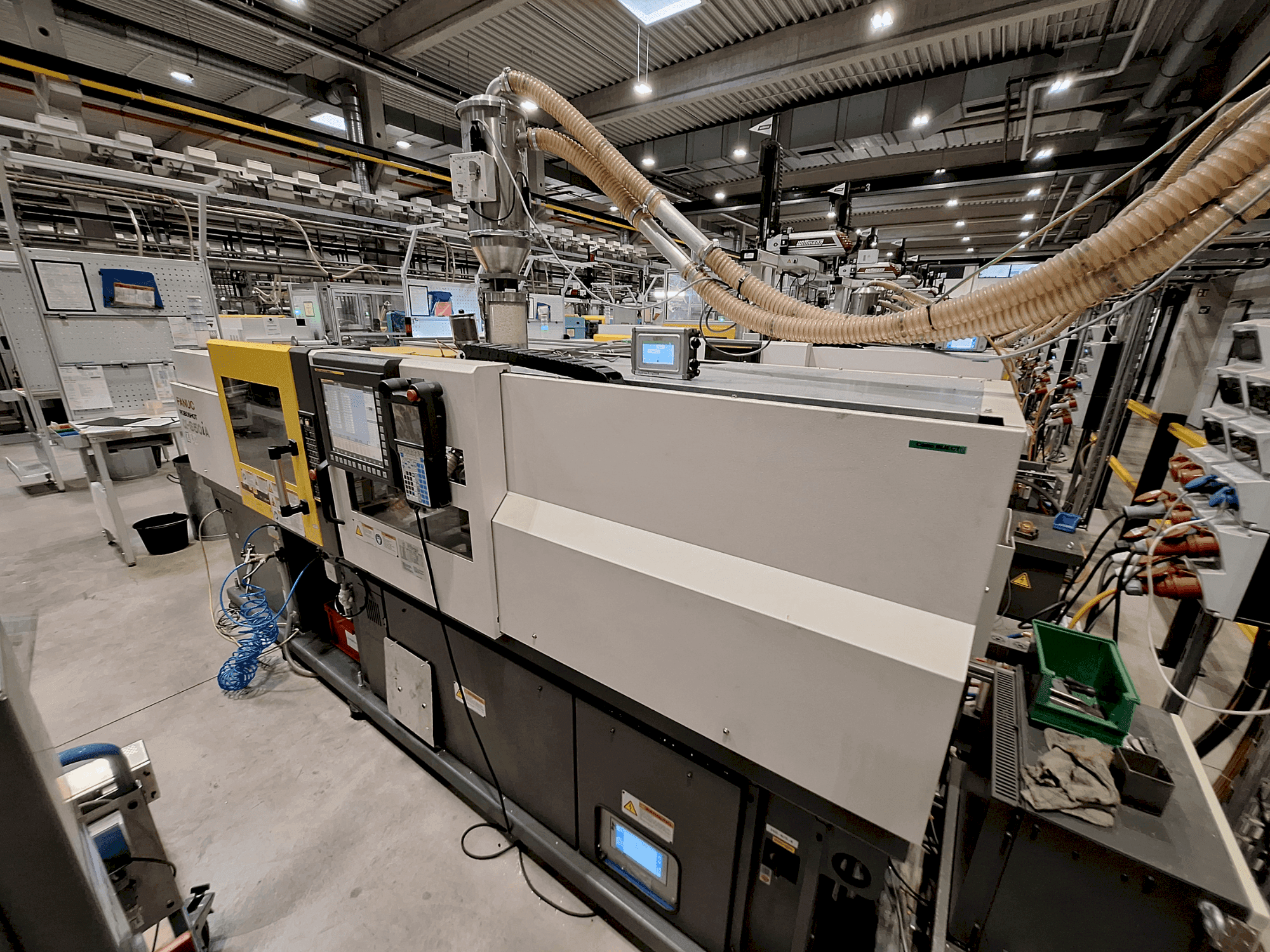 A FANUC Roboshot S50iA gép elölnézete