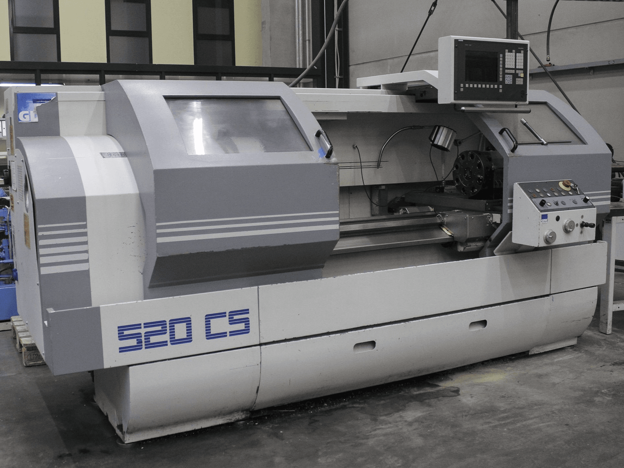 A GDW 520CS gép elölnézete