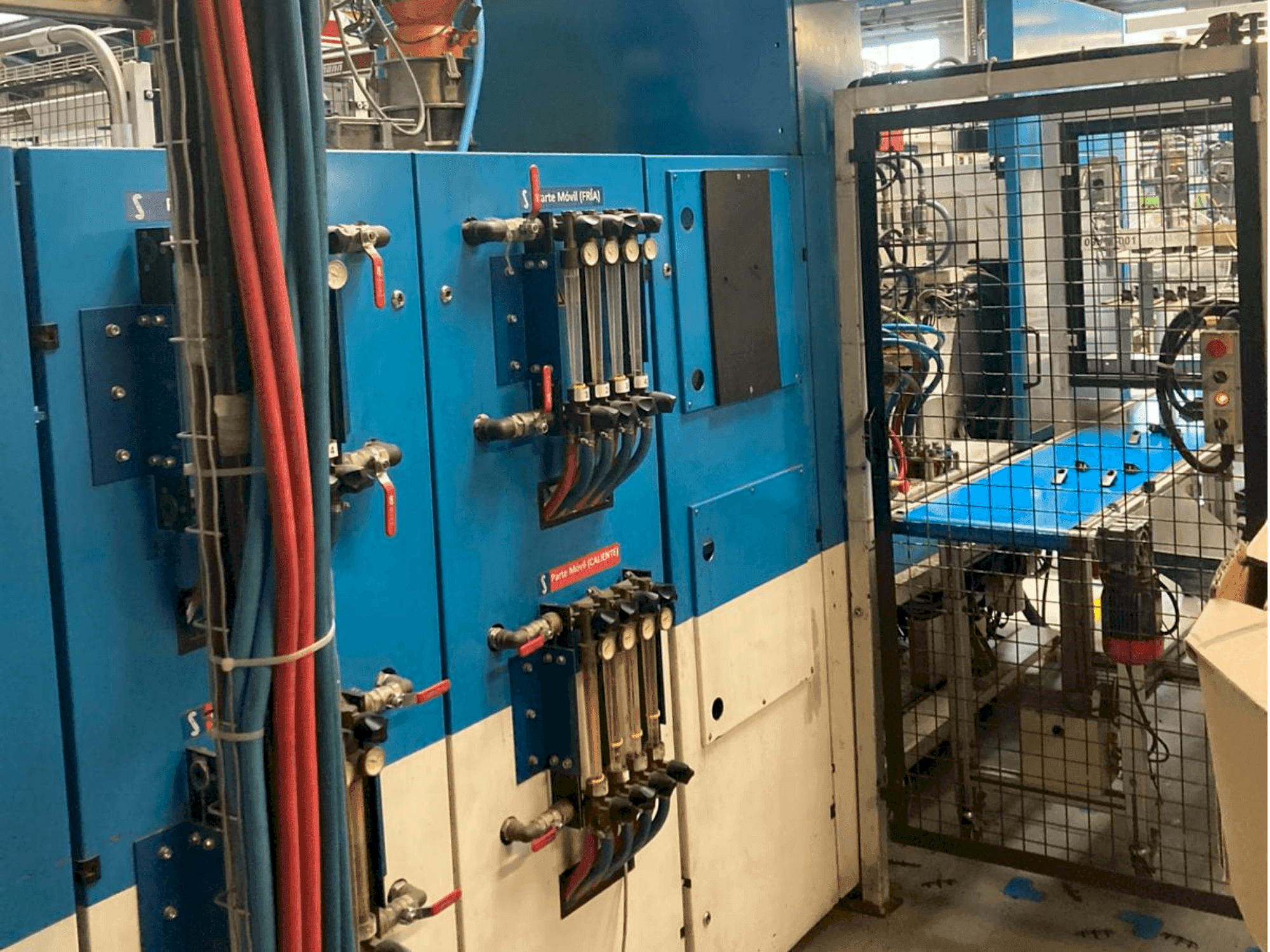 A Engel ES 500/110 HL gép elölnézete