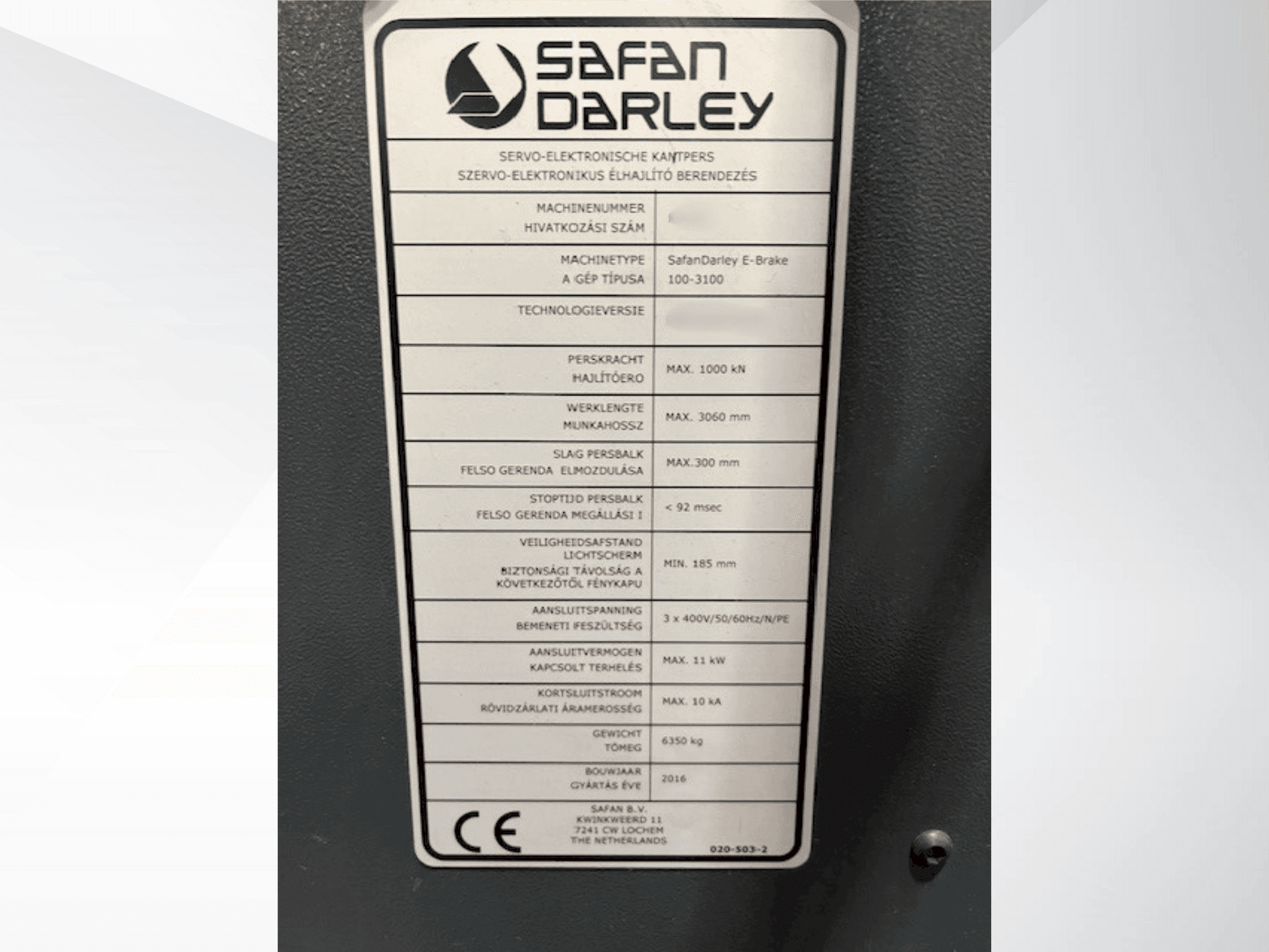 A Safan E Brake 100 3100 gép elölnézete