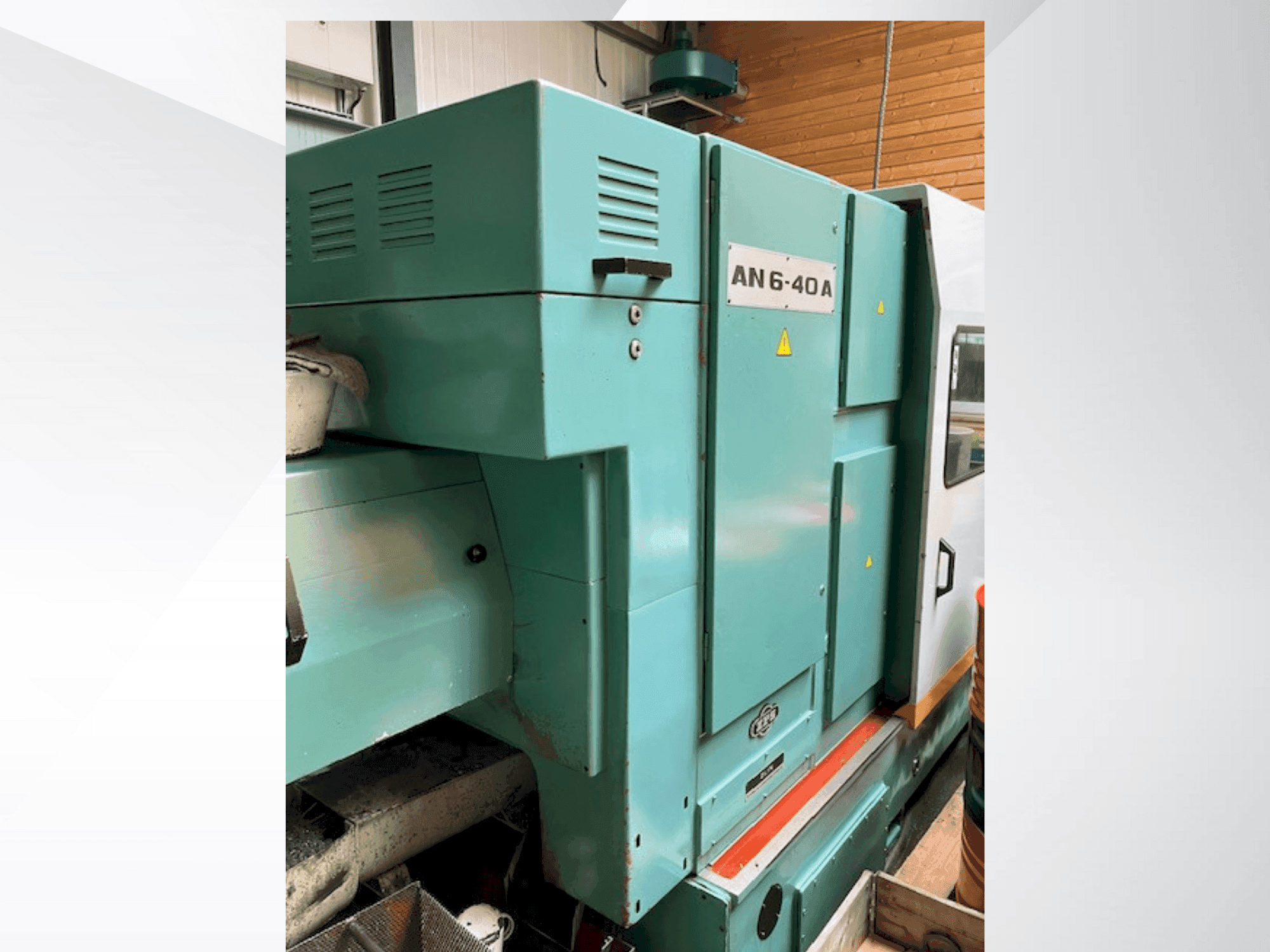 A ZPS AN6-40 A gép elölnézete