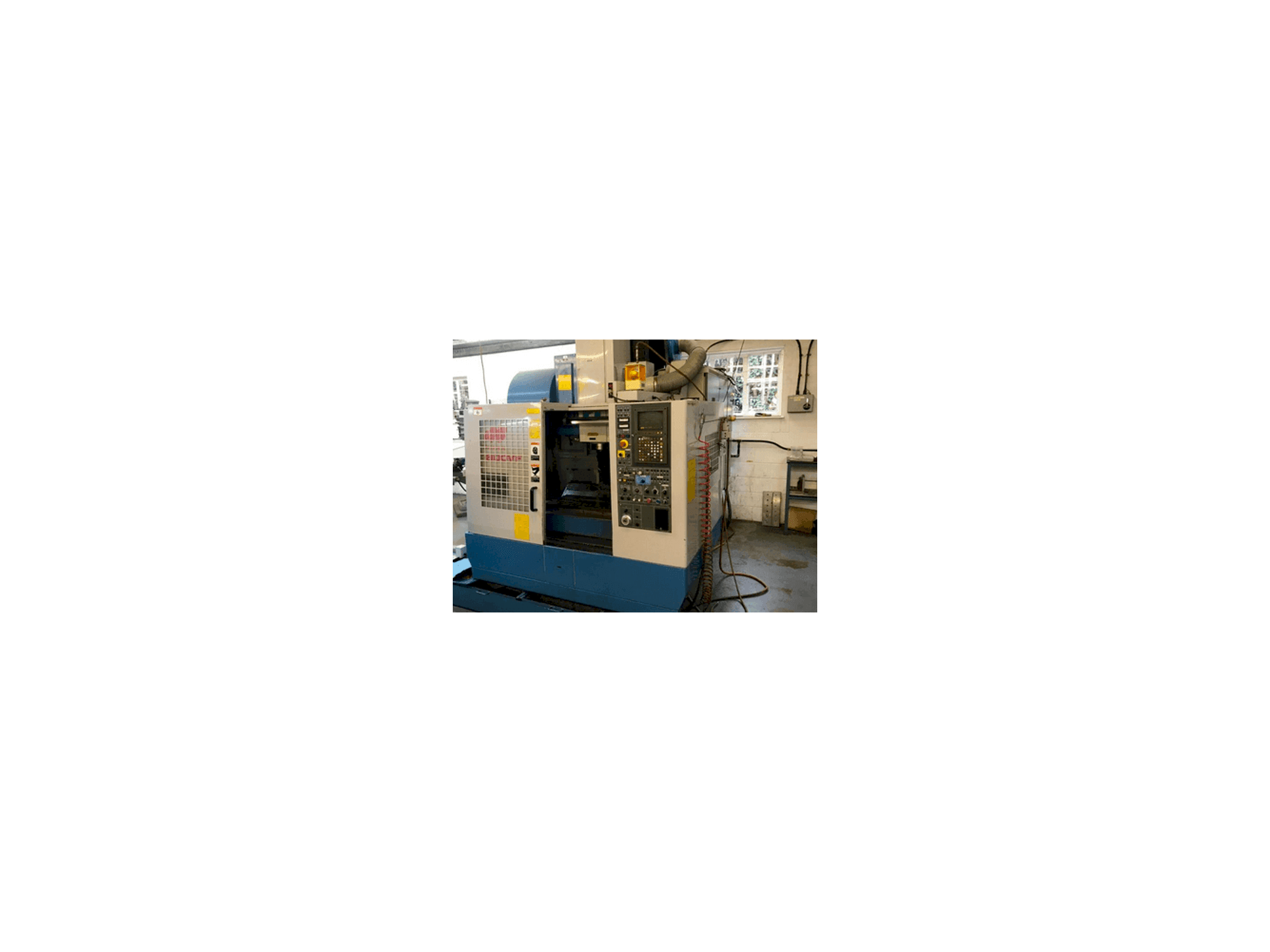 A Matsuura MC 600 VF gép elölnézete