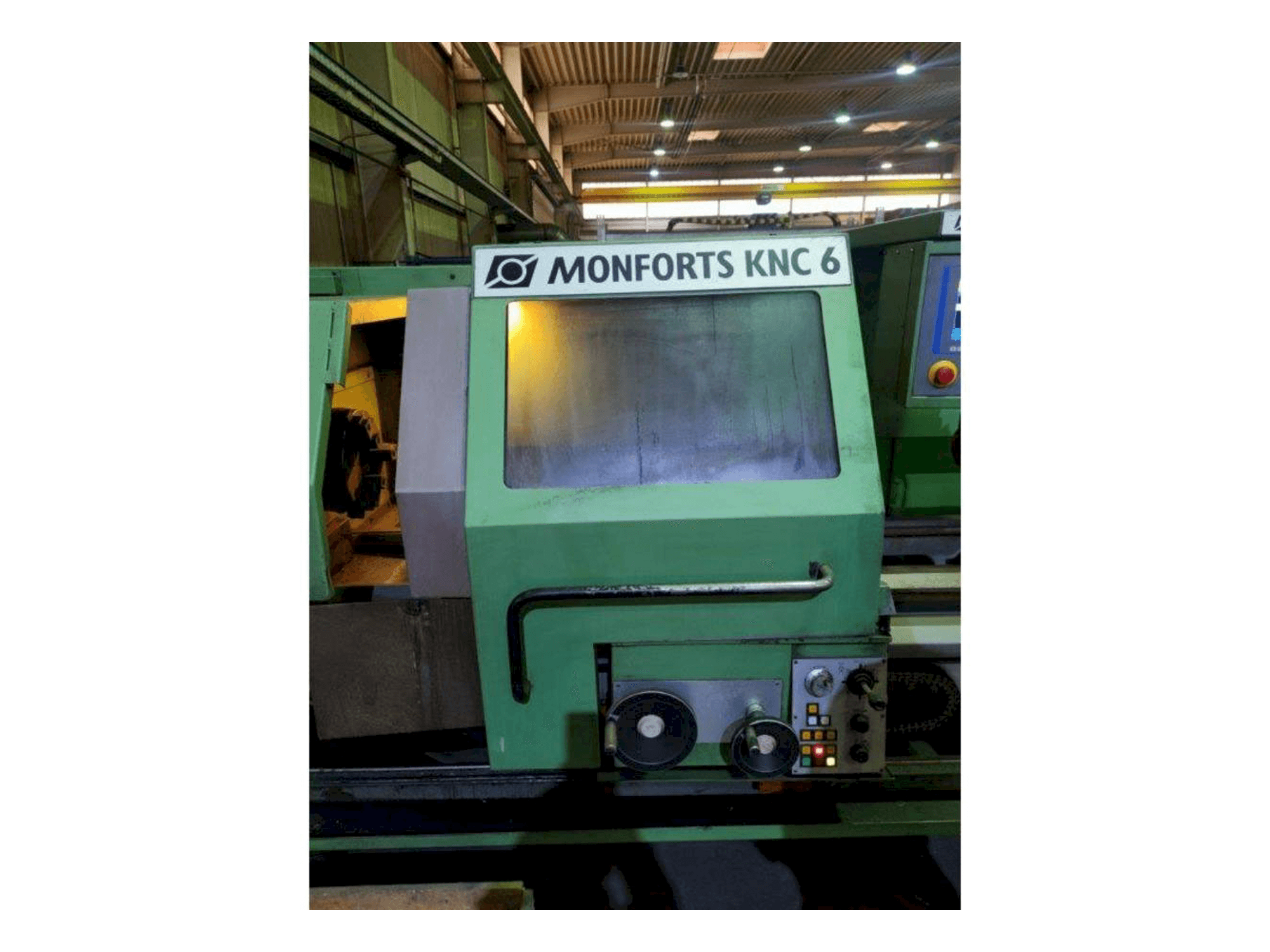 A Monforts KNC6 x 2000 gép elölnézete