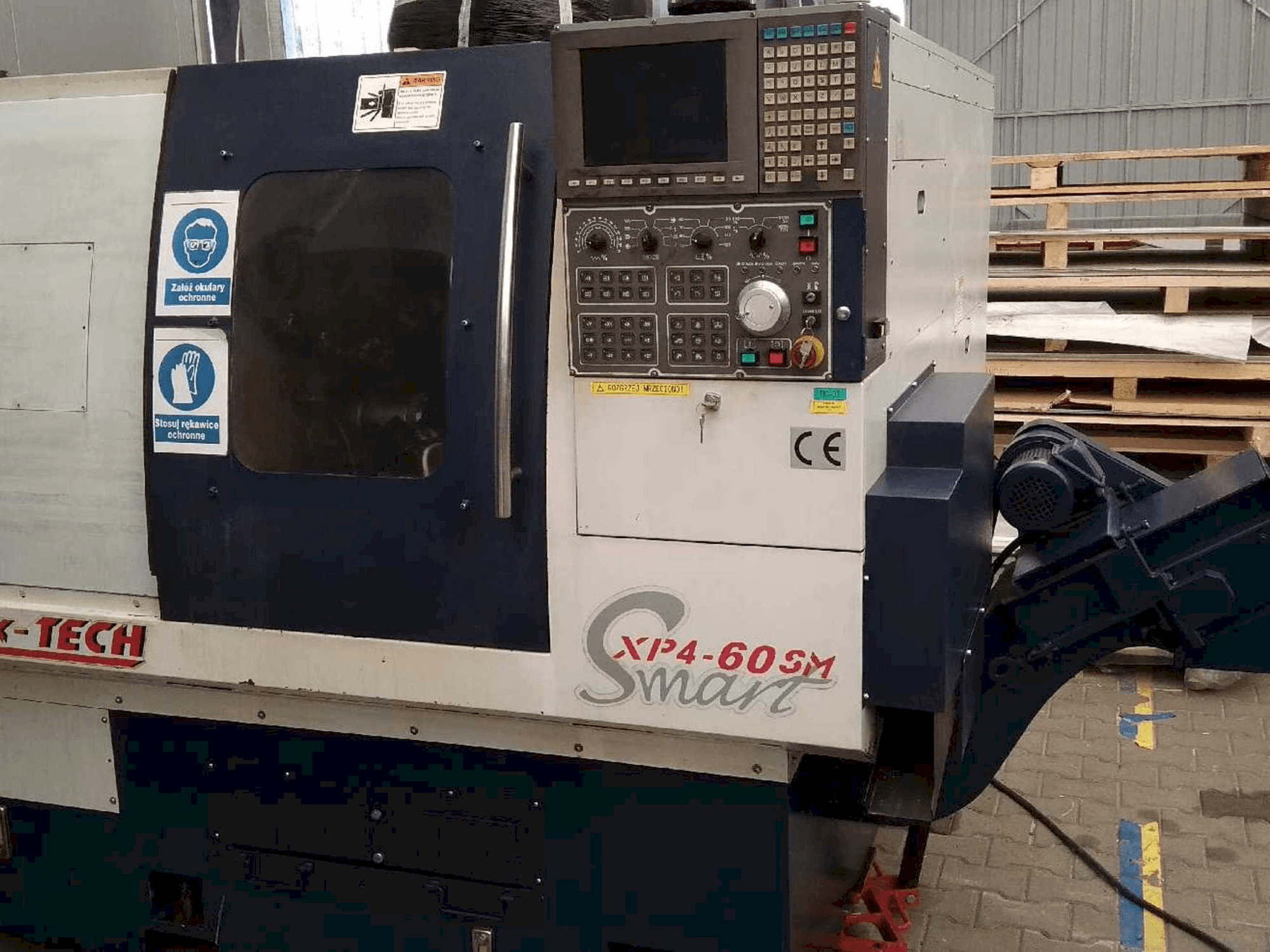 A Quick-Tech XP4-60SM gép elölnézete