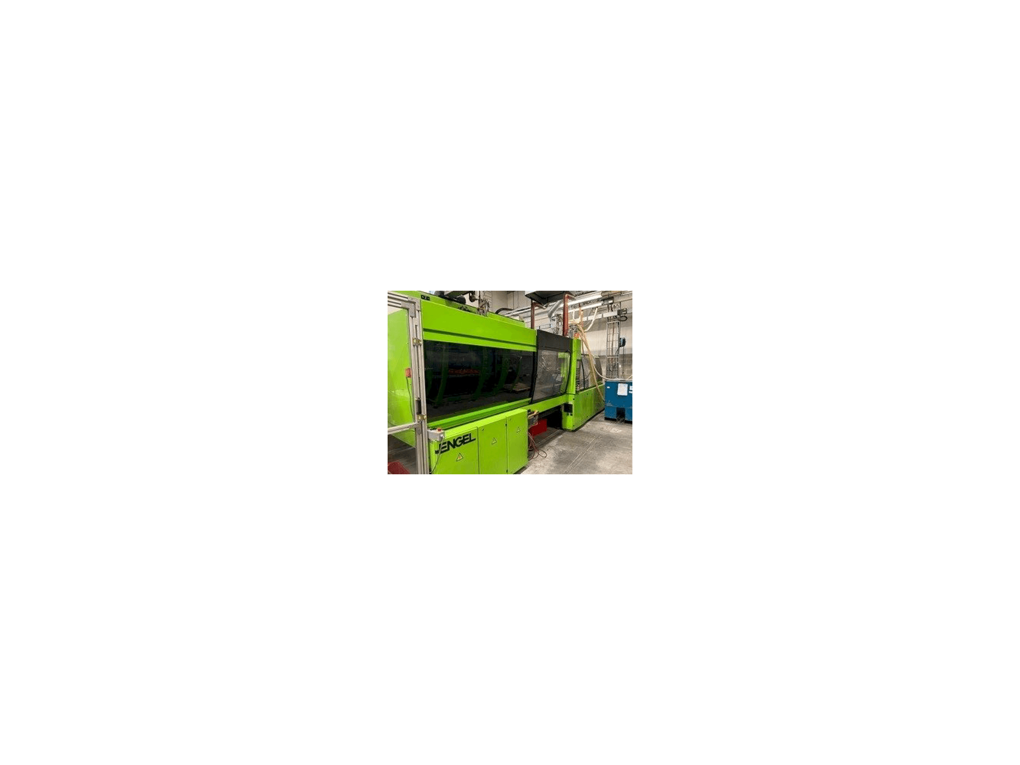 A Engel ES 750 H330W / 250 HL-2F gép elölnézete