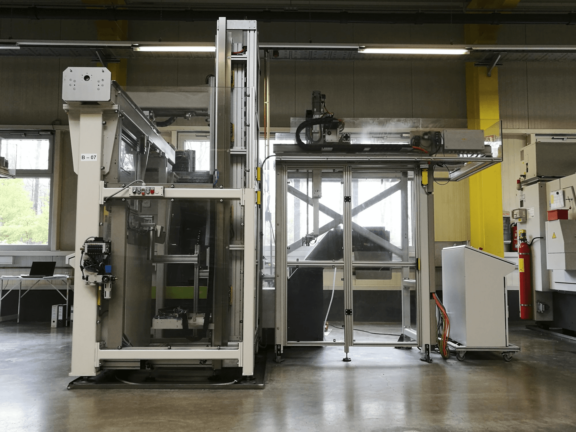 A Benzinger GOFuture-B1 gép elölnézete