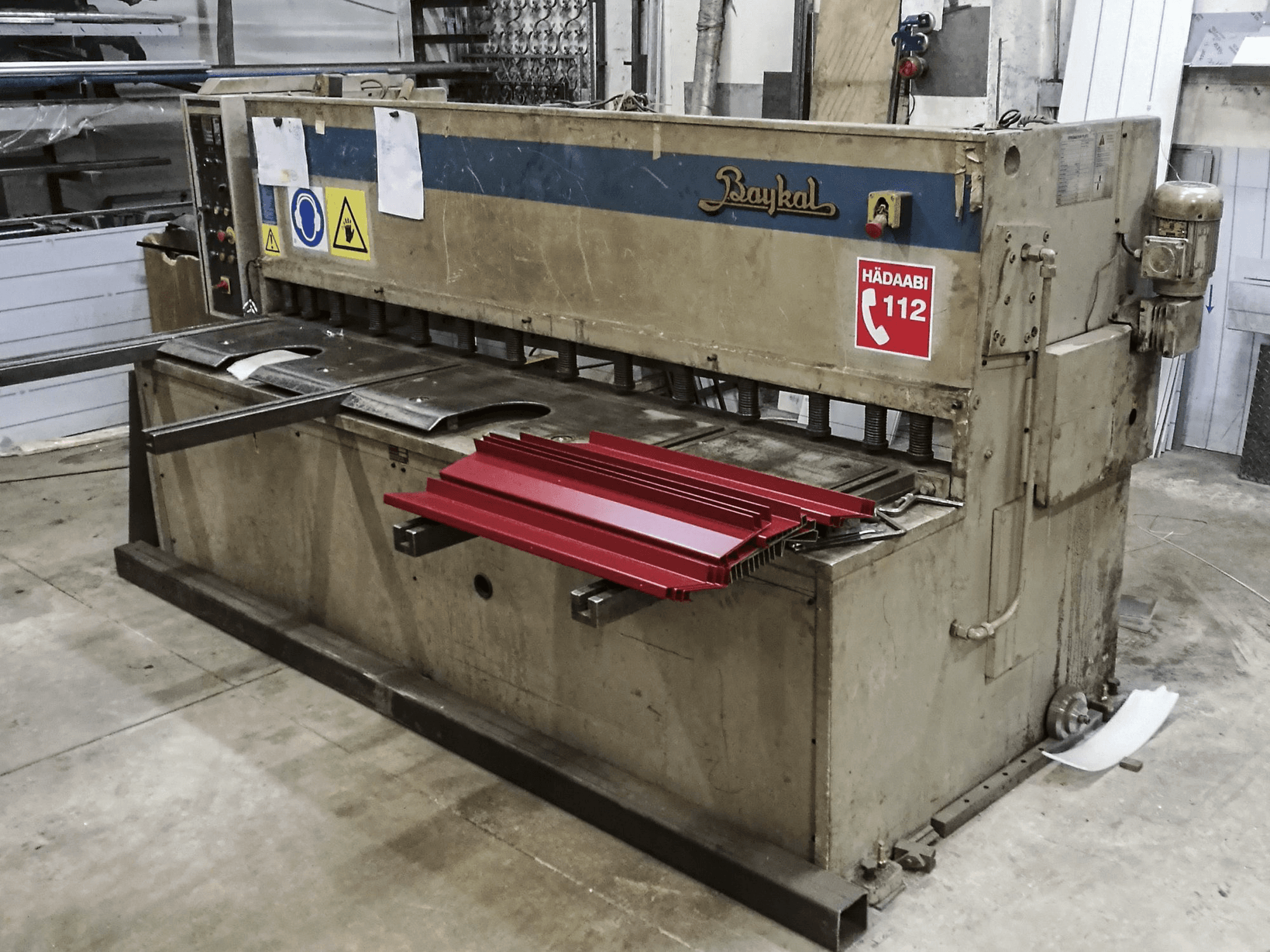 A Baykal HGL 2600x6 gép jobb nézete