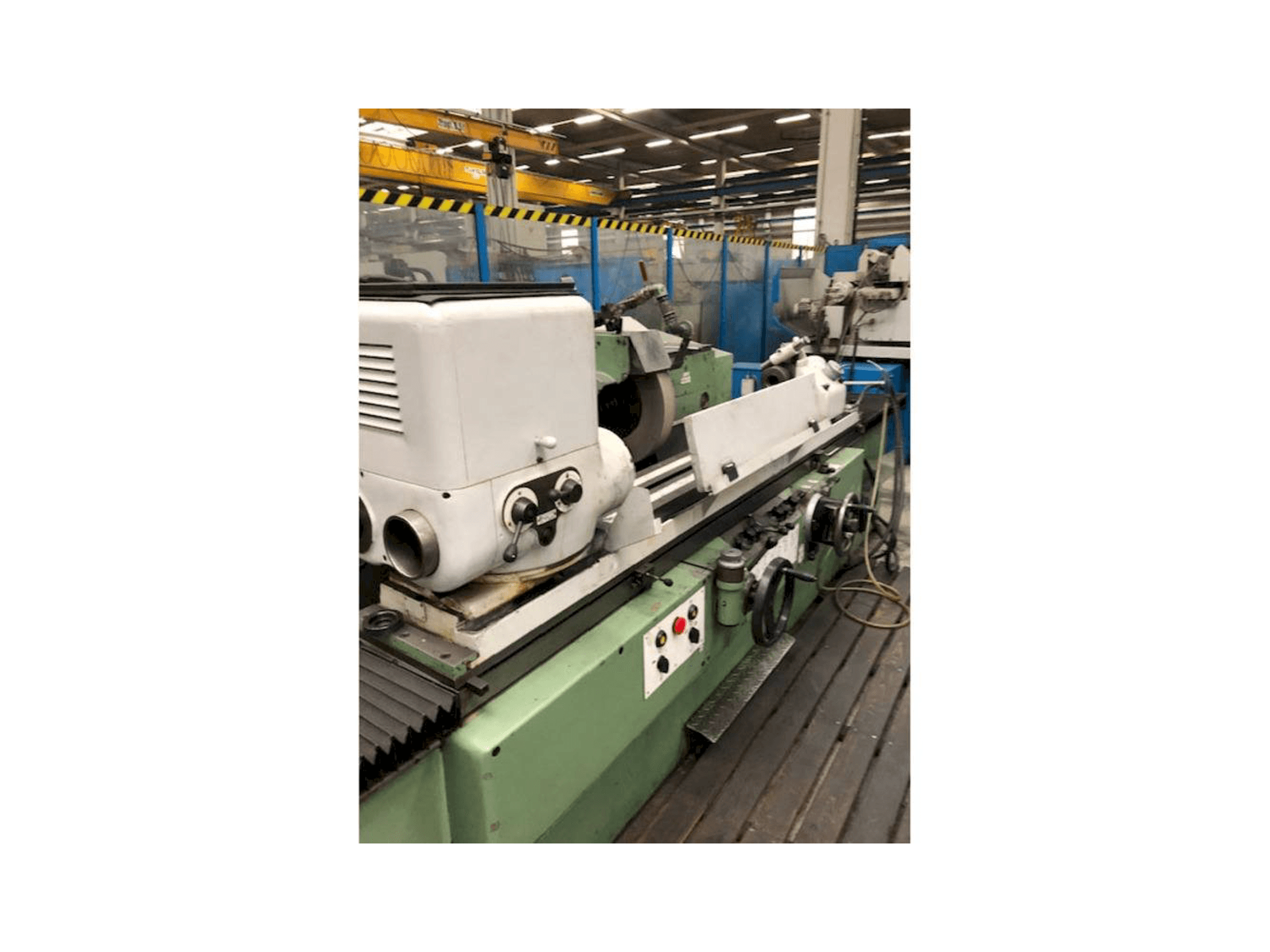 A ROWEIG SU 315x1500 gép elölnézete