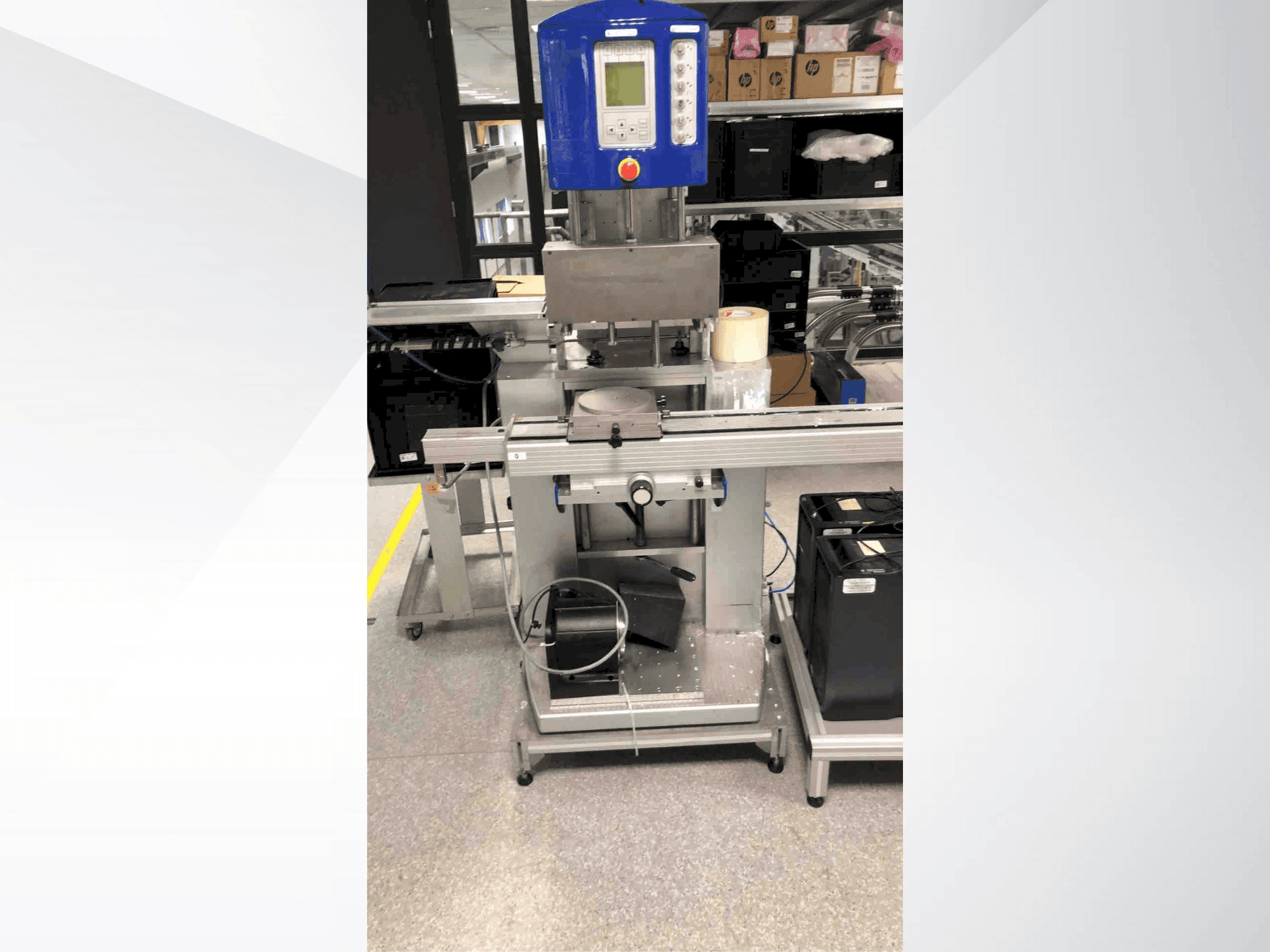 A TTN 400 250 gép elölnézete