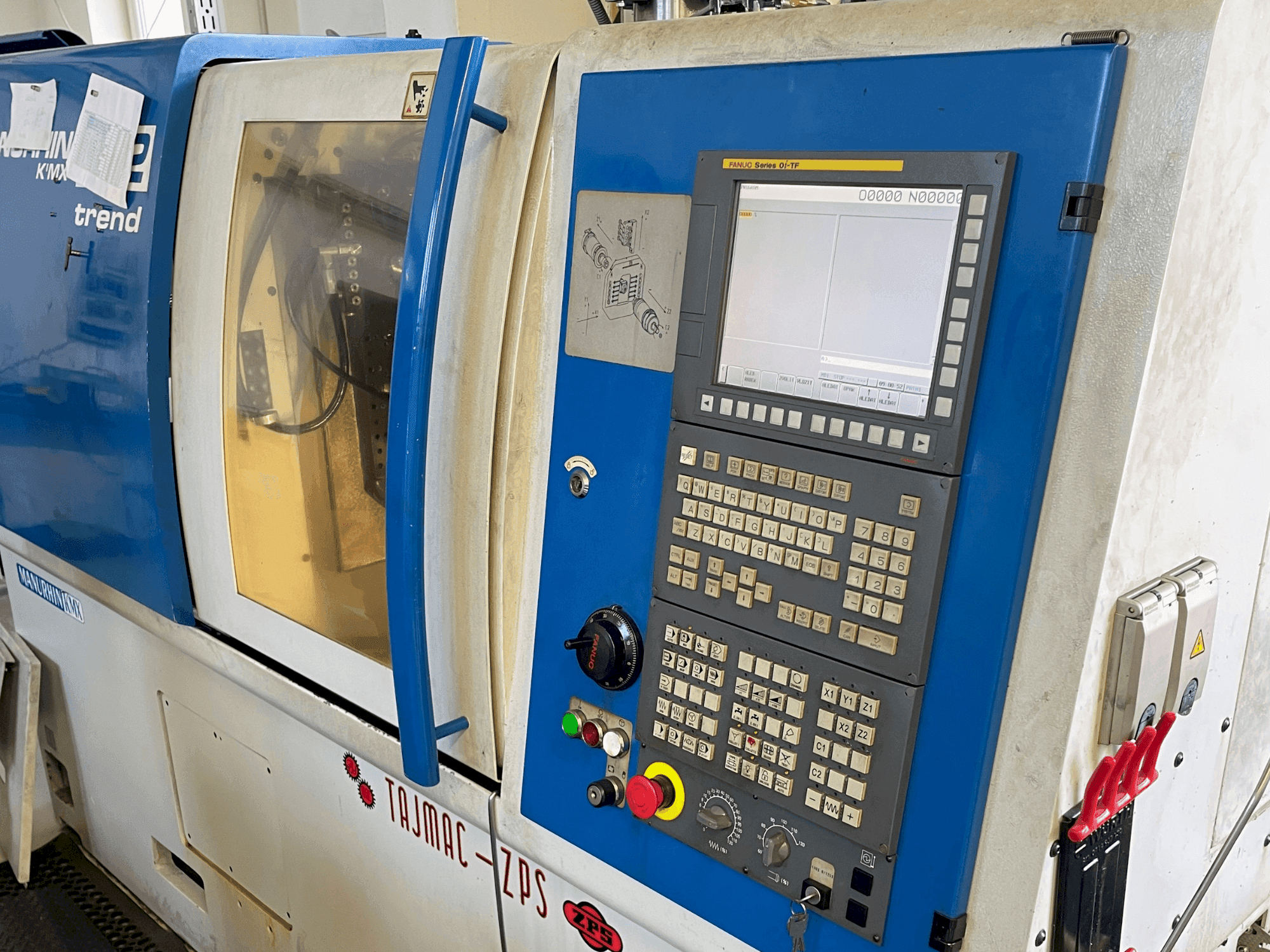 A Manurhin K'MX 532 TREND gép elölnézete