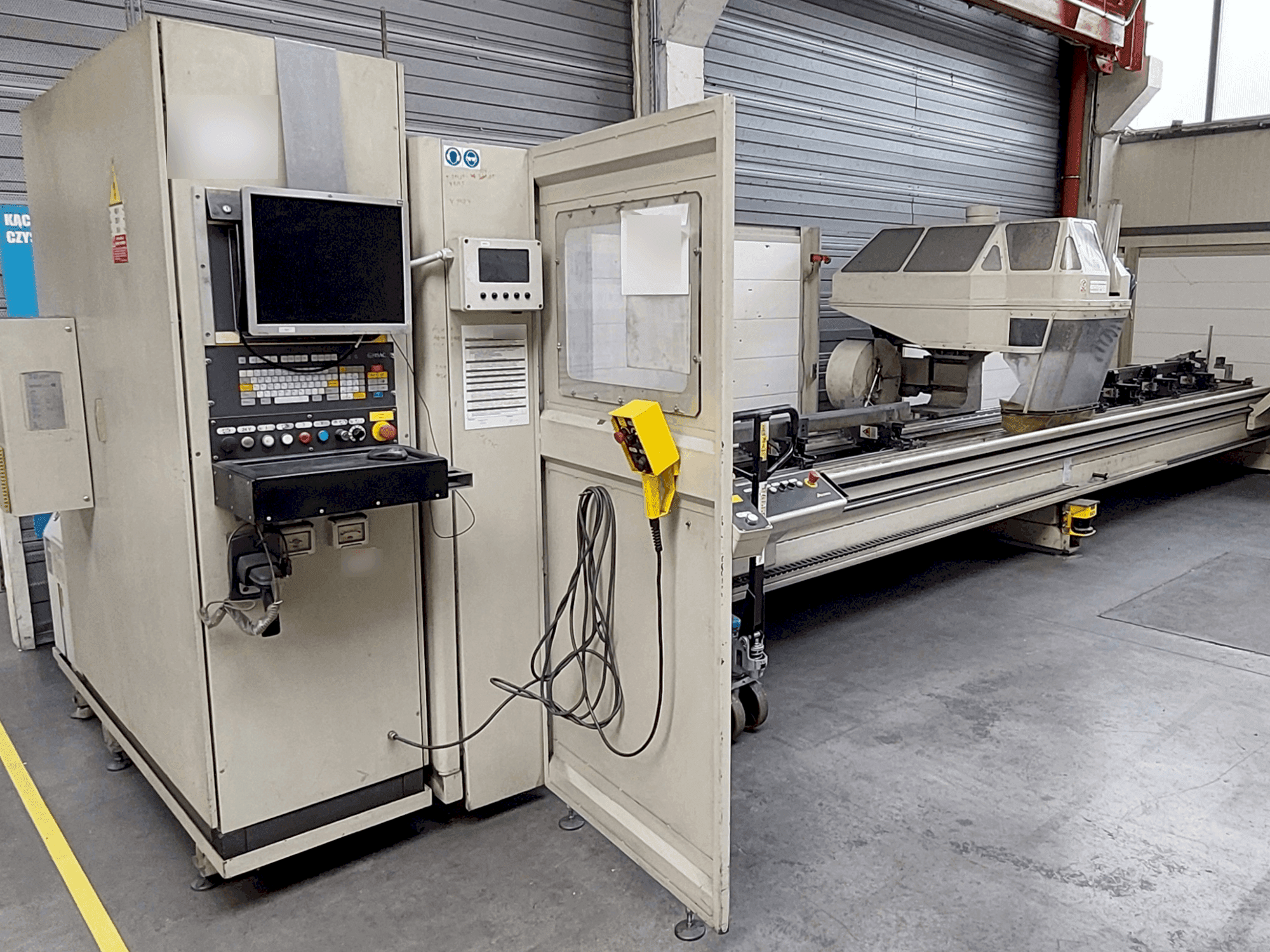 A Emmegi PENDOLARE gép elölnézete