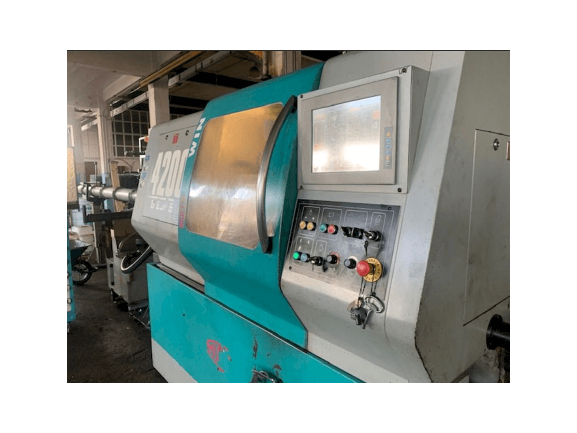 A Mupem Win 4200 gép elölnézete