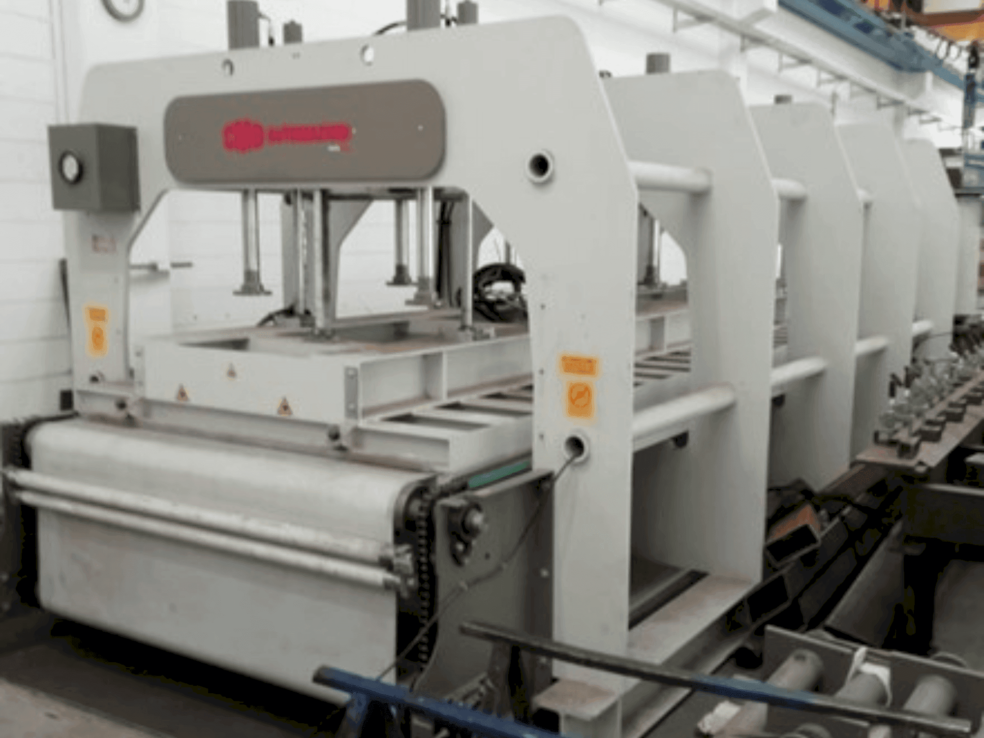 A CMB PFR-CCL gép elölnézete