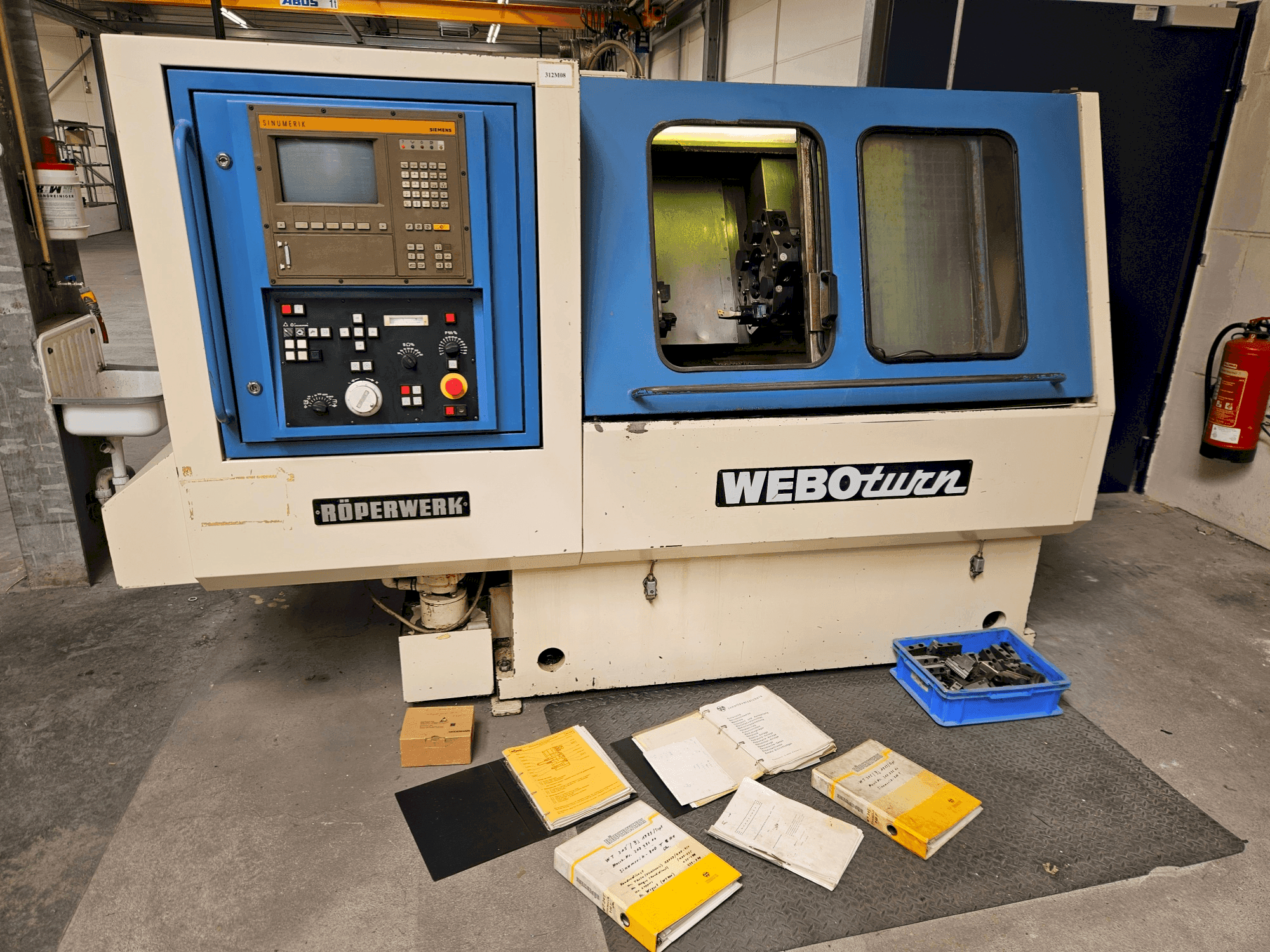 A ROEPERWERK WEBOturn 400 gép elölnézete