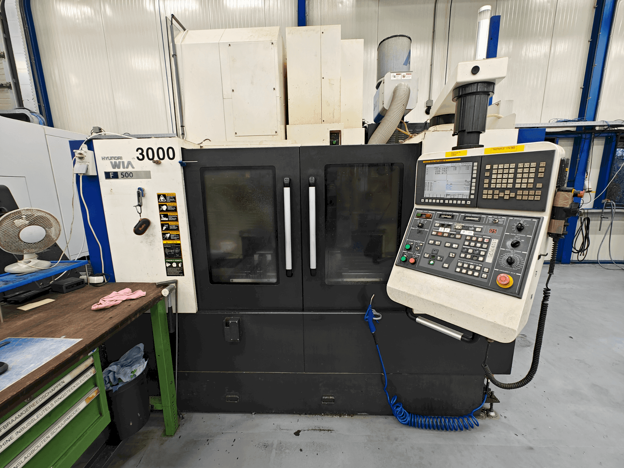 A Hyundai Wia F500 gép elölnézete