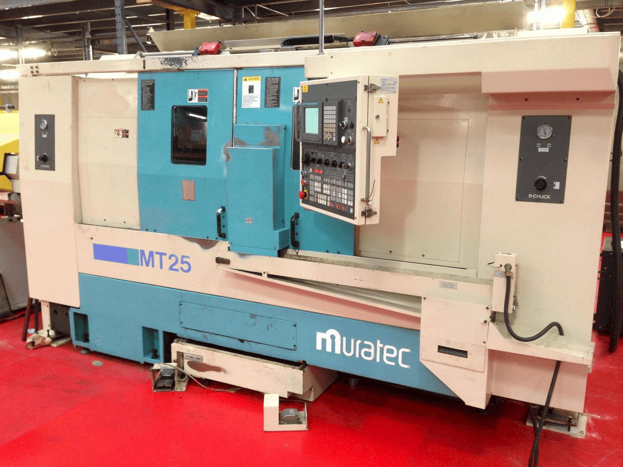A Muratec MT 25 MC gép elölnézete