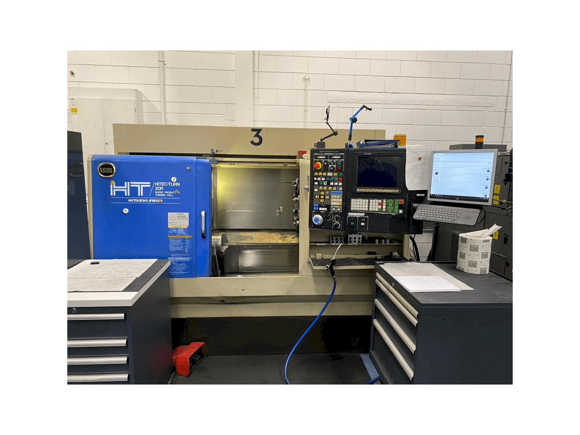 A HITACHI SEIKI Hi Tech 20R gép elölnézete