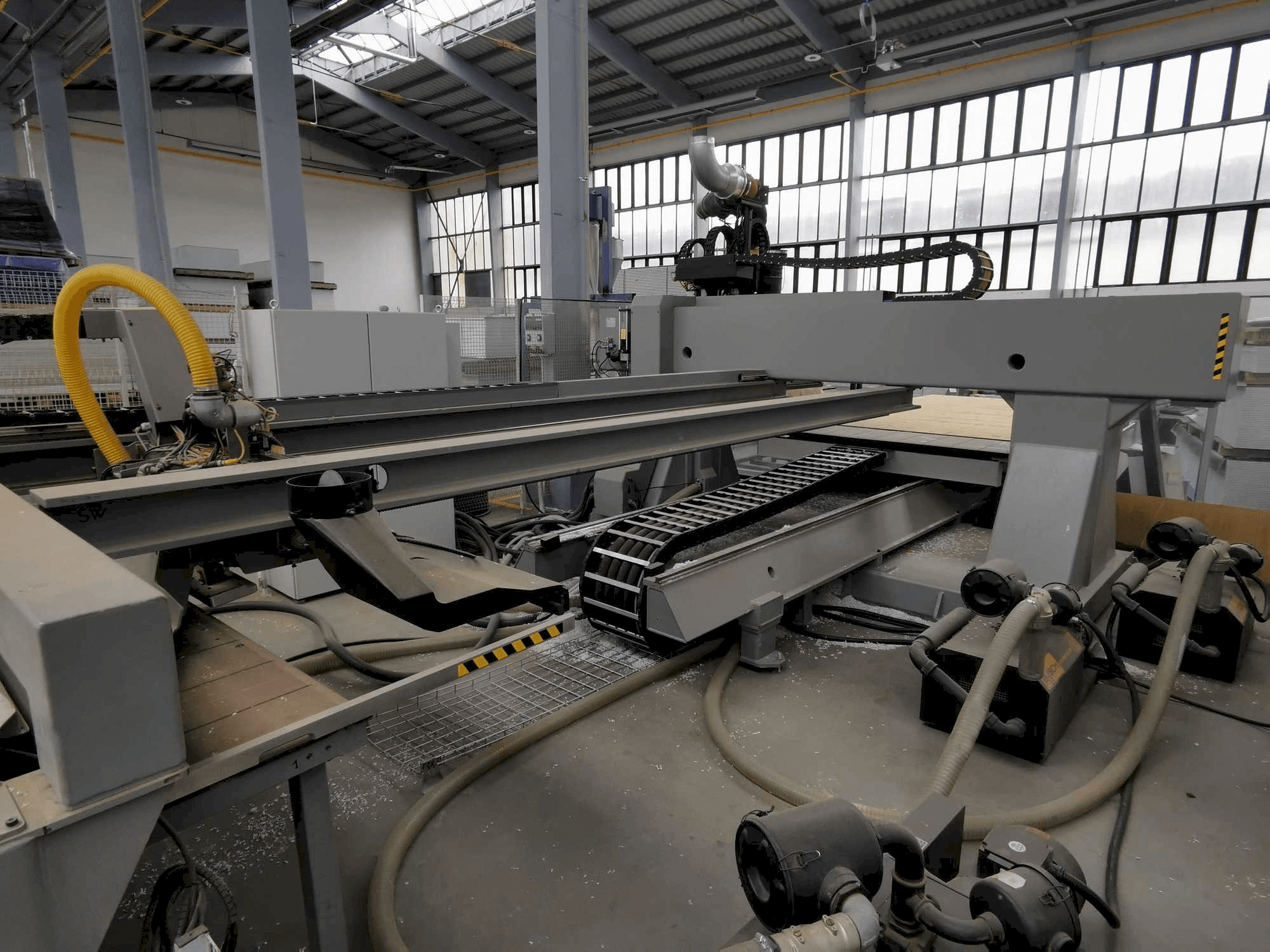 A BIESSE EXCEL NBC 712 X1-S gép elölnézete