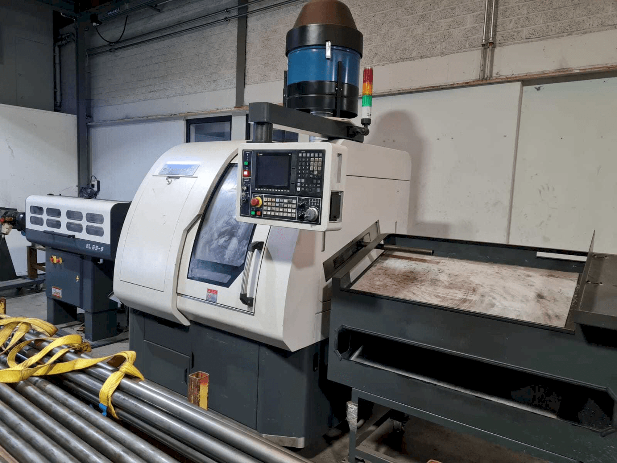 A Ray Feng RC32 gép elölnézete