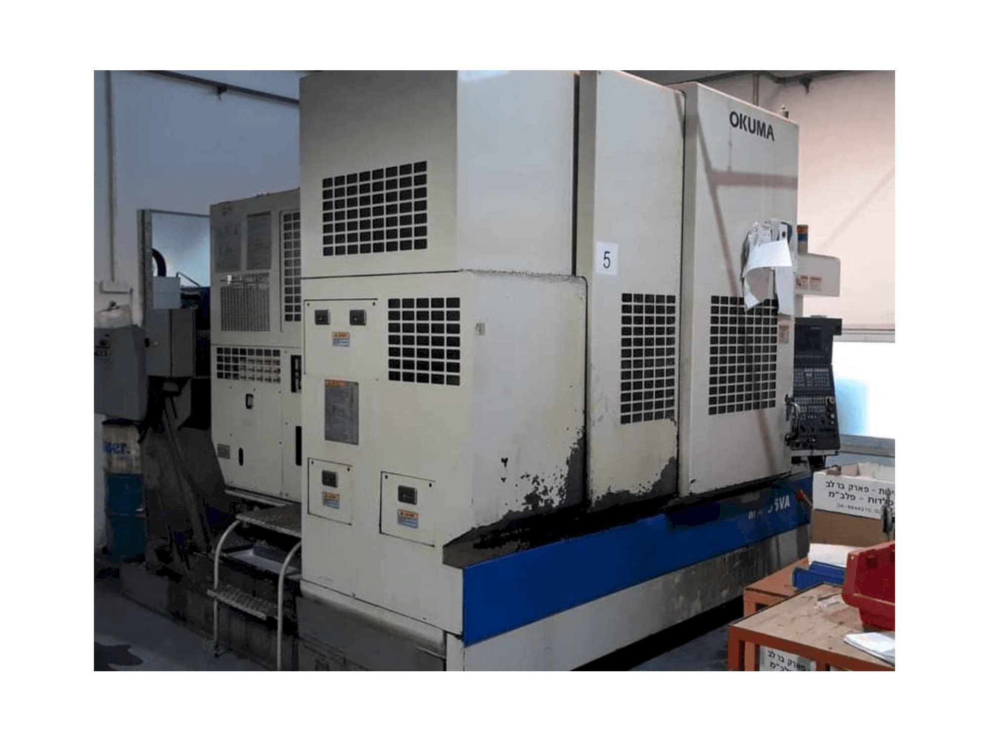 A Okuma MX-55 VA gép elölnézete