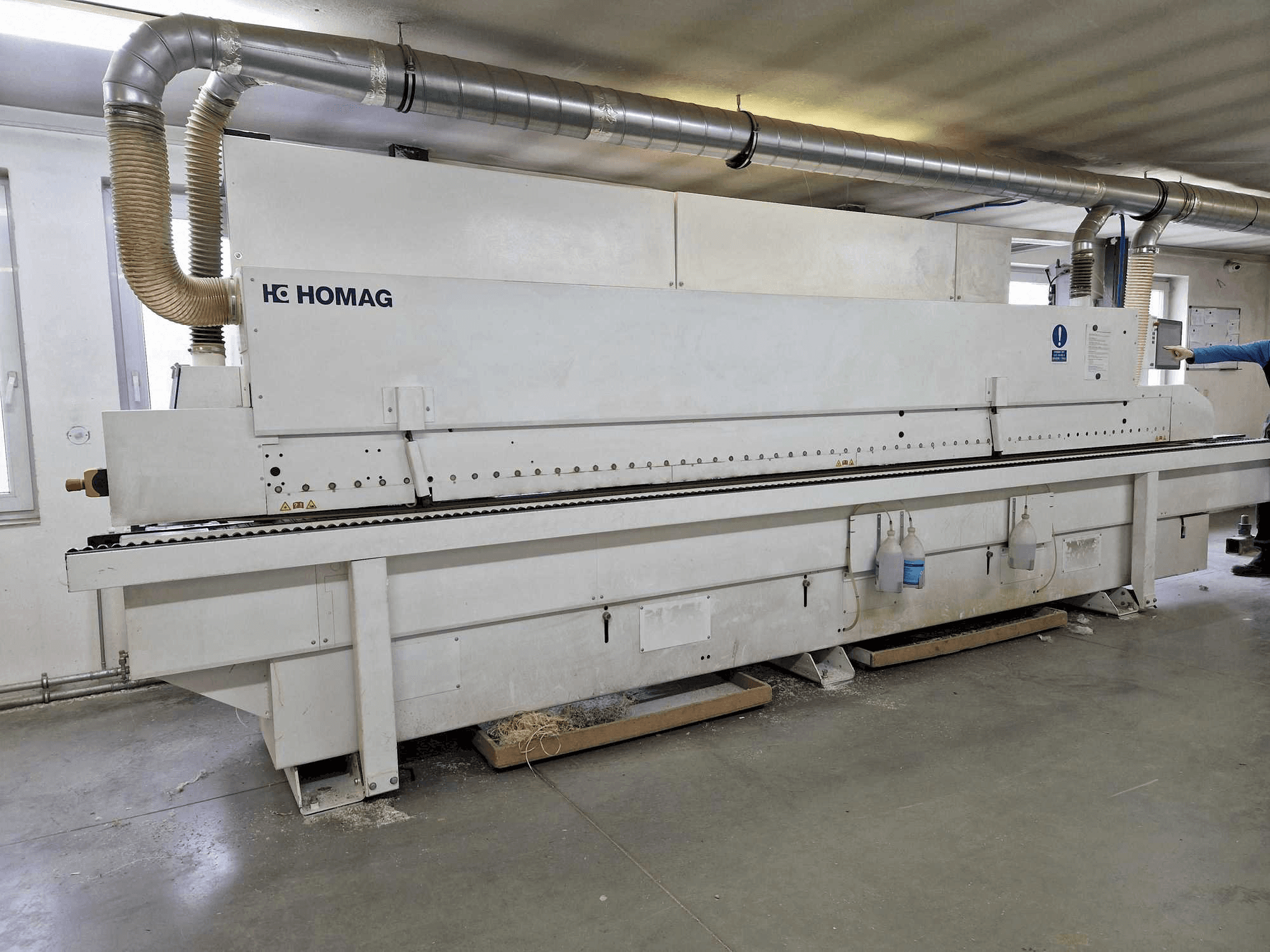 A HOMAG Edgeteq S-390 Optimat KDF 860C gép elölnézete