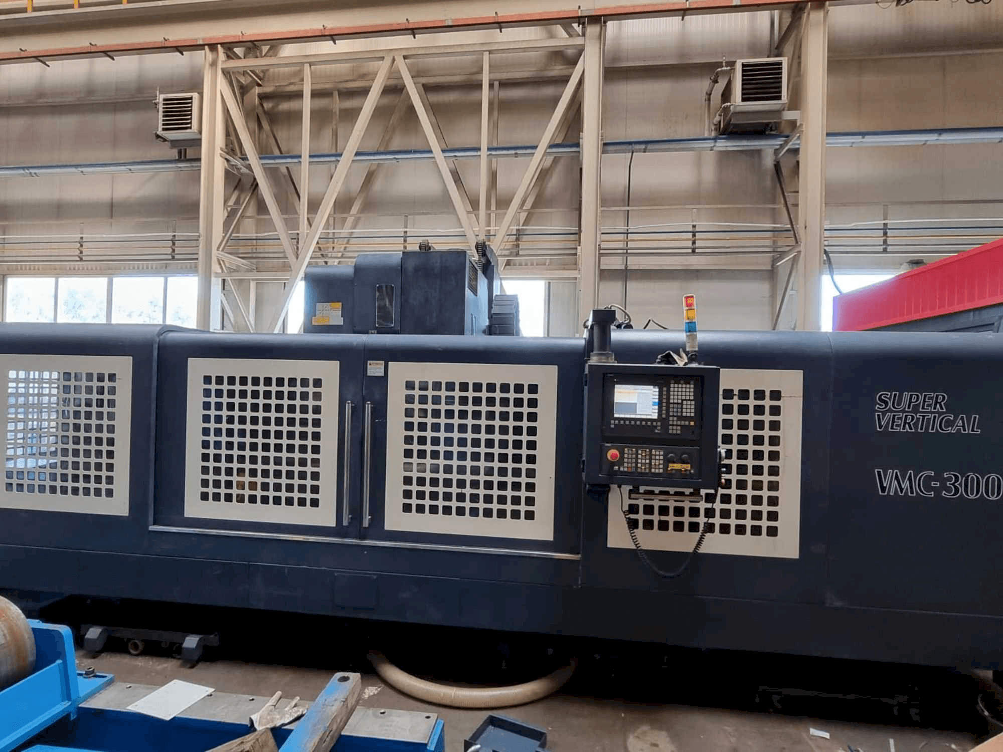 A Johnford VMC-3000S gép elölnézete