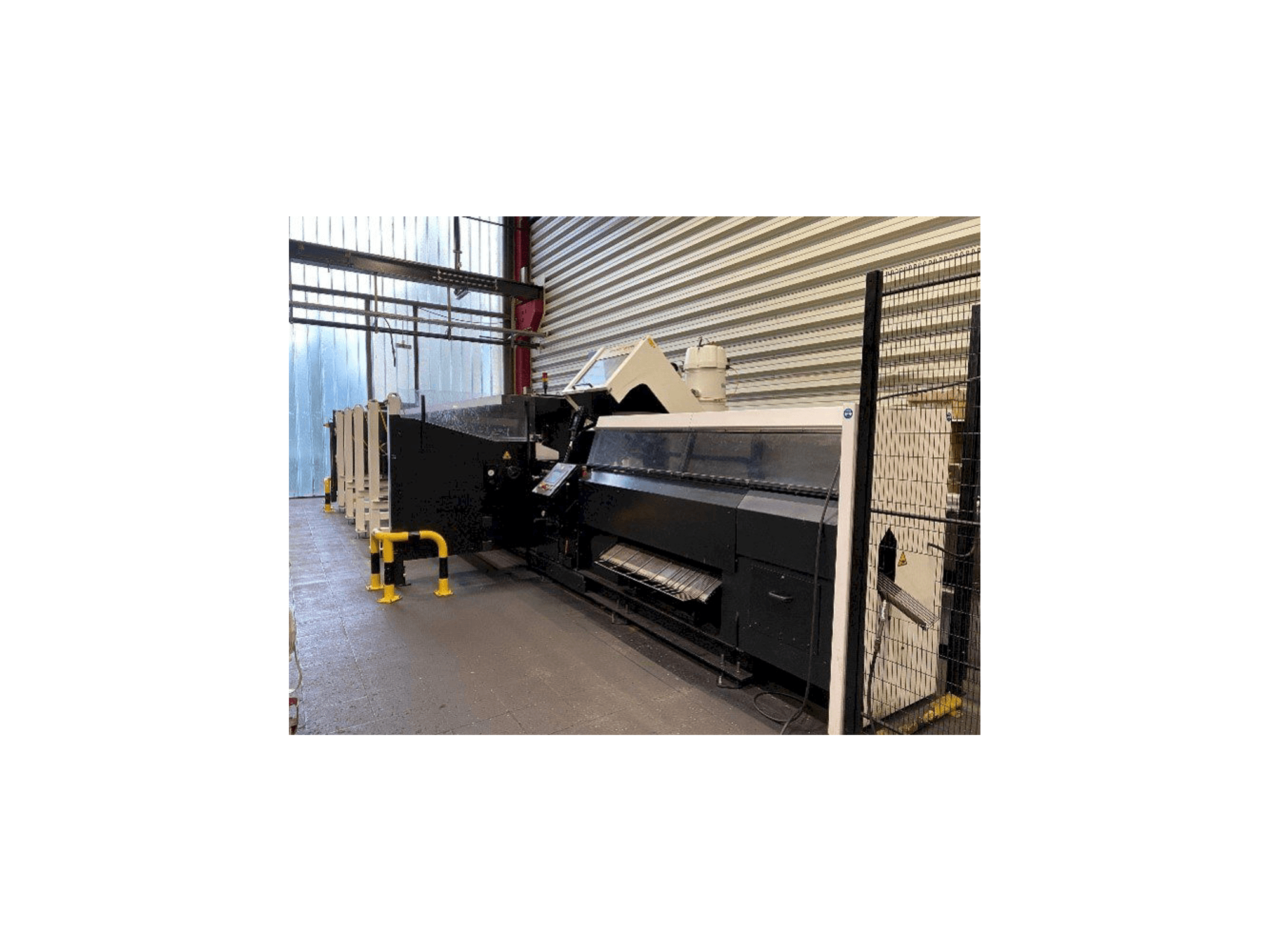 A RSA RASACUT SC 1000 gép elölnézete