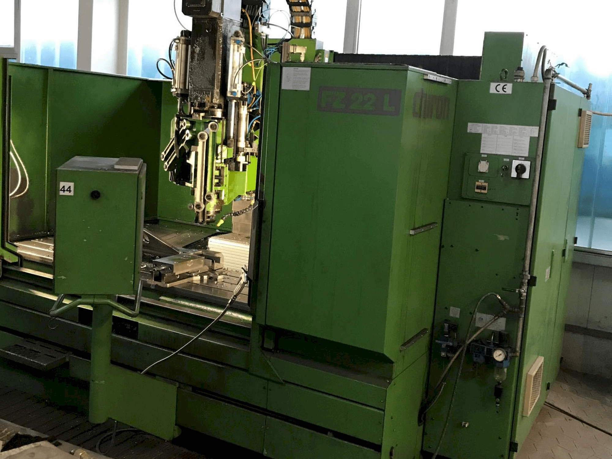 A CHIRON FZ 22 L gép elölnézete