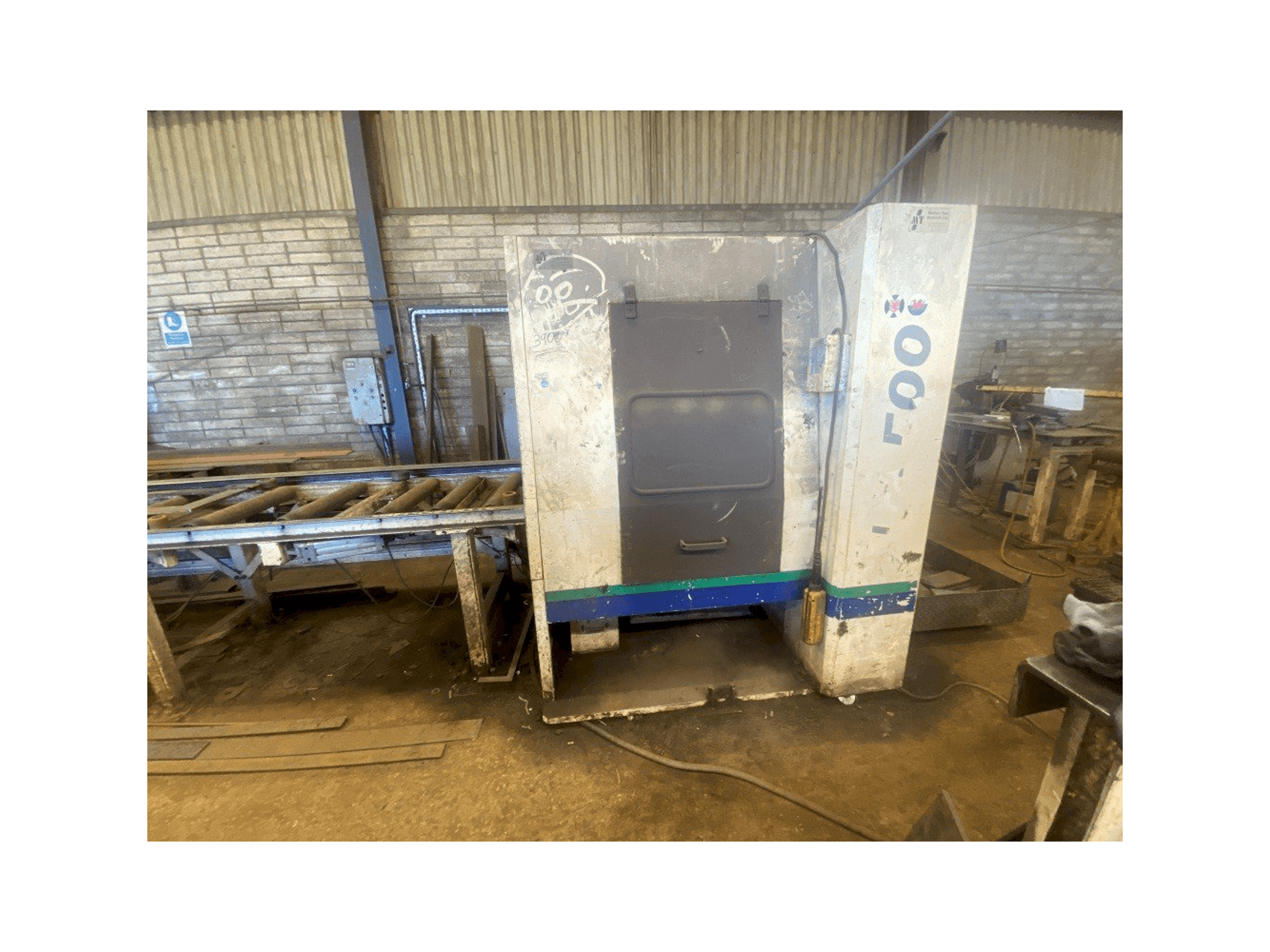 A GEKA ALFA 500/150 gép elölnézete