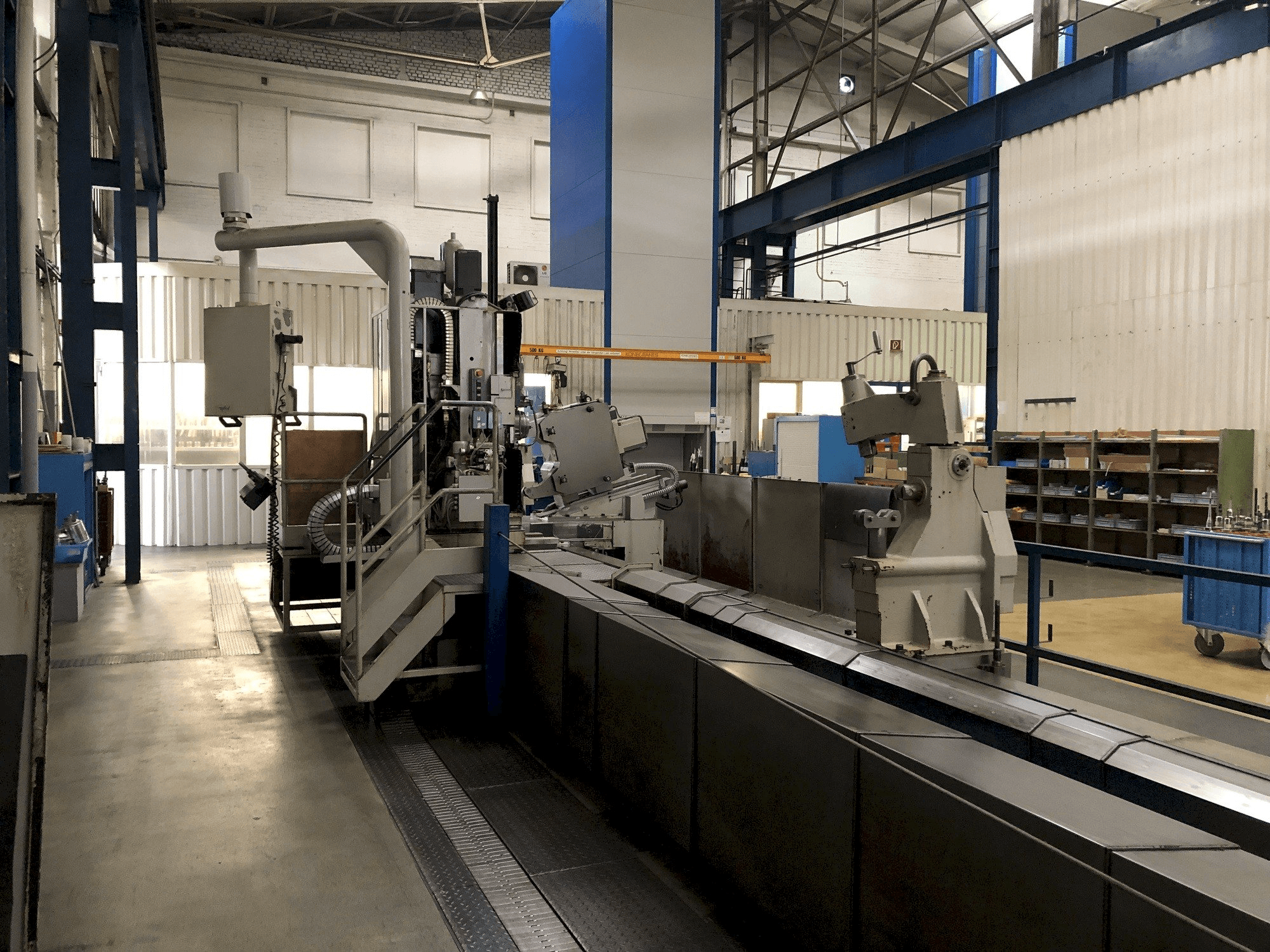 A Tacchi Giacomo HD/3-120L CNC gép elölnézete